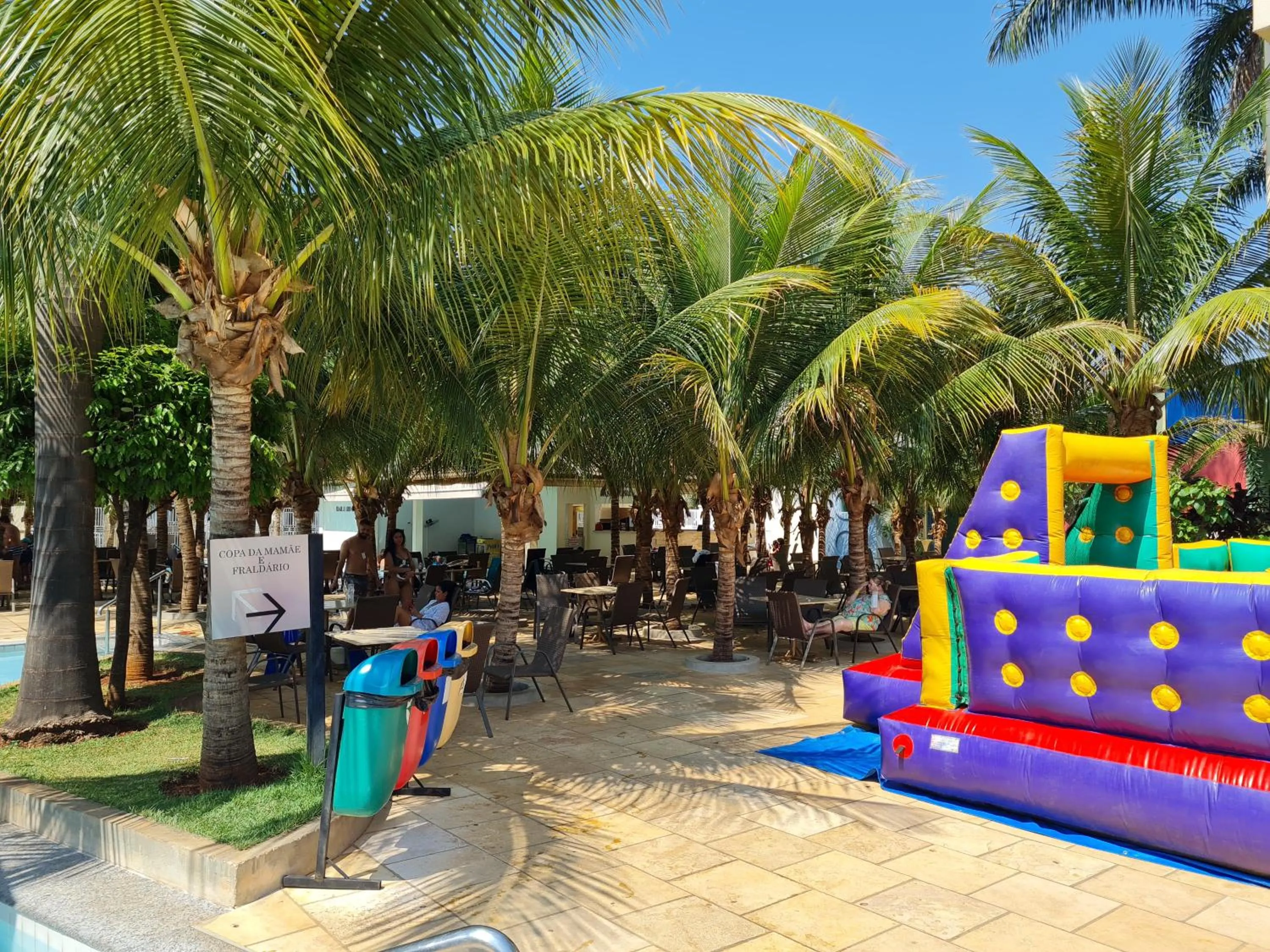 MOISES IMOVEIS Lacquas diROMA 10PESSOAS CALDAS NOVAS