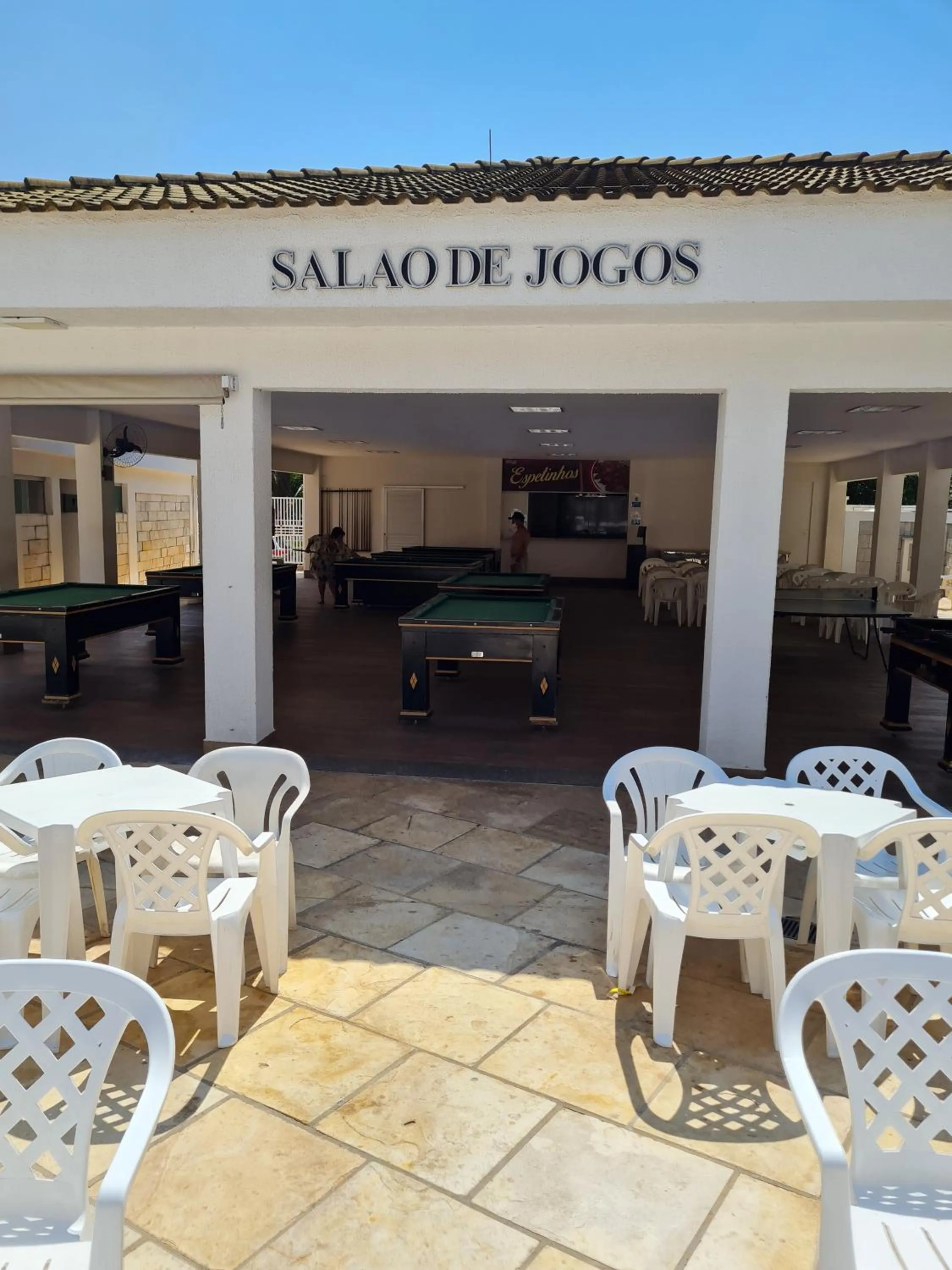 MOISES IMOVEIS Lacquas diROMA 10PESSOAS CALDAS NOVAS