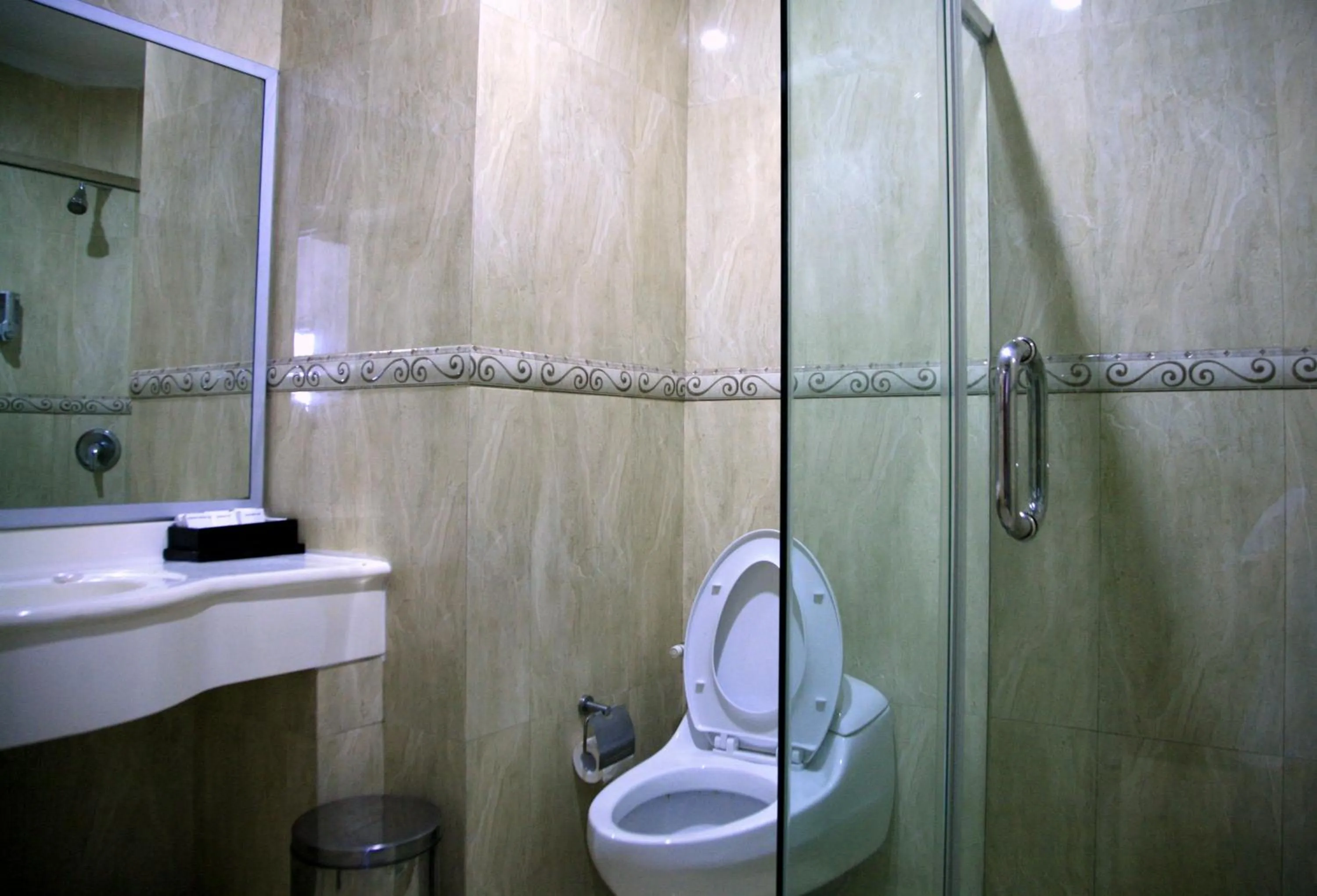 Bali Paradise City Hotel