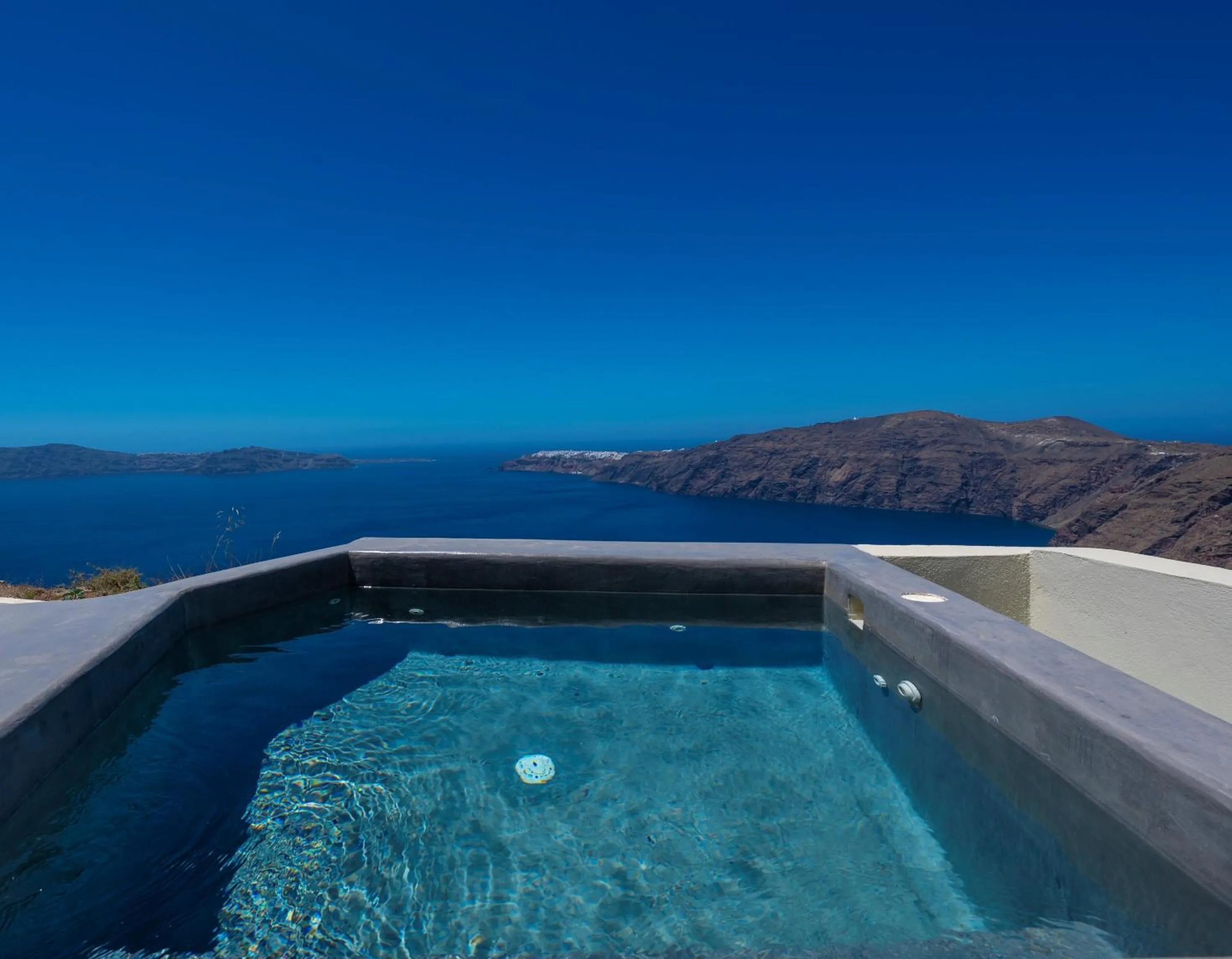 Property building in Gizis Exclusive