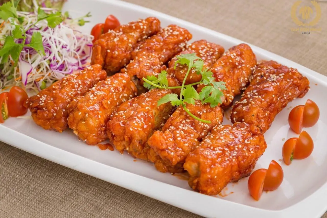 Restaurant/places to eat in Tan Son Nhat Con Dao Resort