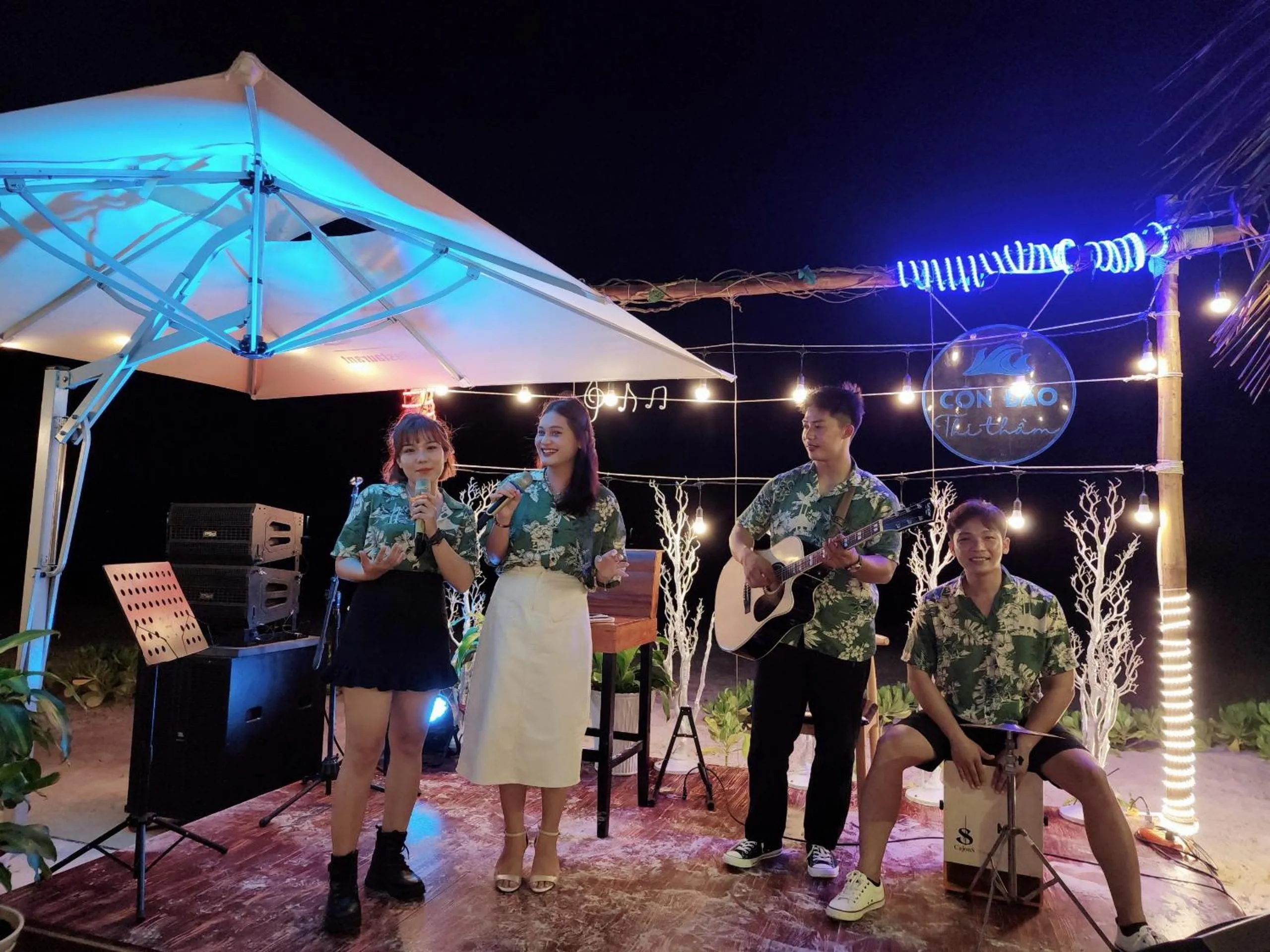 Evening entertainment in Tan Son Nhat Con Dao Resort