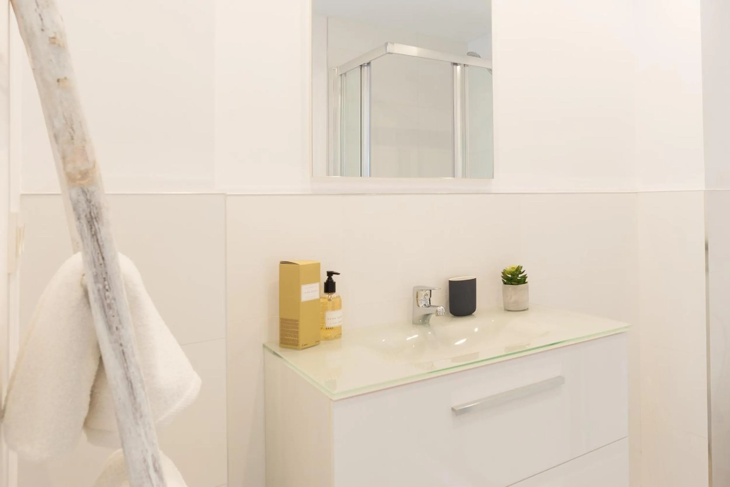 Other in Urbe10 Angel Ganivet 2 Bedrooms Apartment