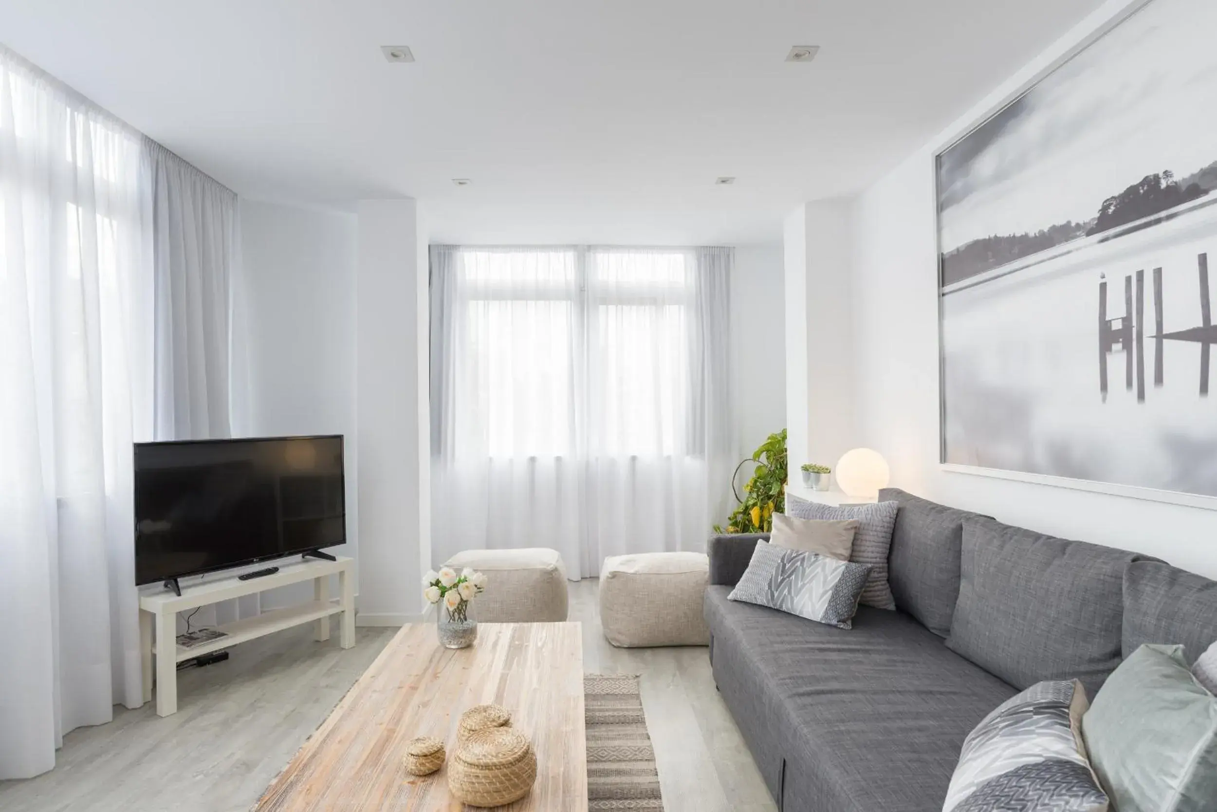 Urbe10 Angel Ganivet 2 Bedrooms Apartment Urbe10 Angel Ganivet 2 Bedrooms Apartment