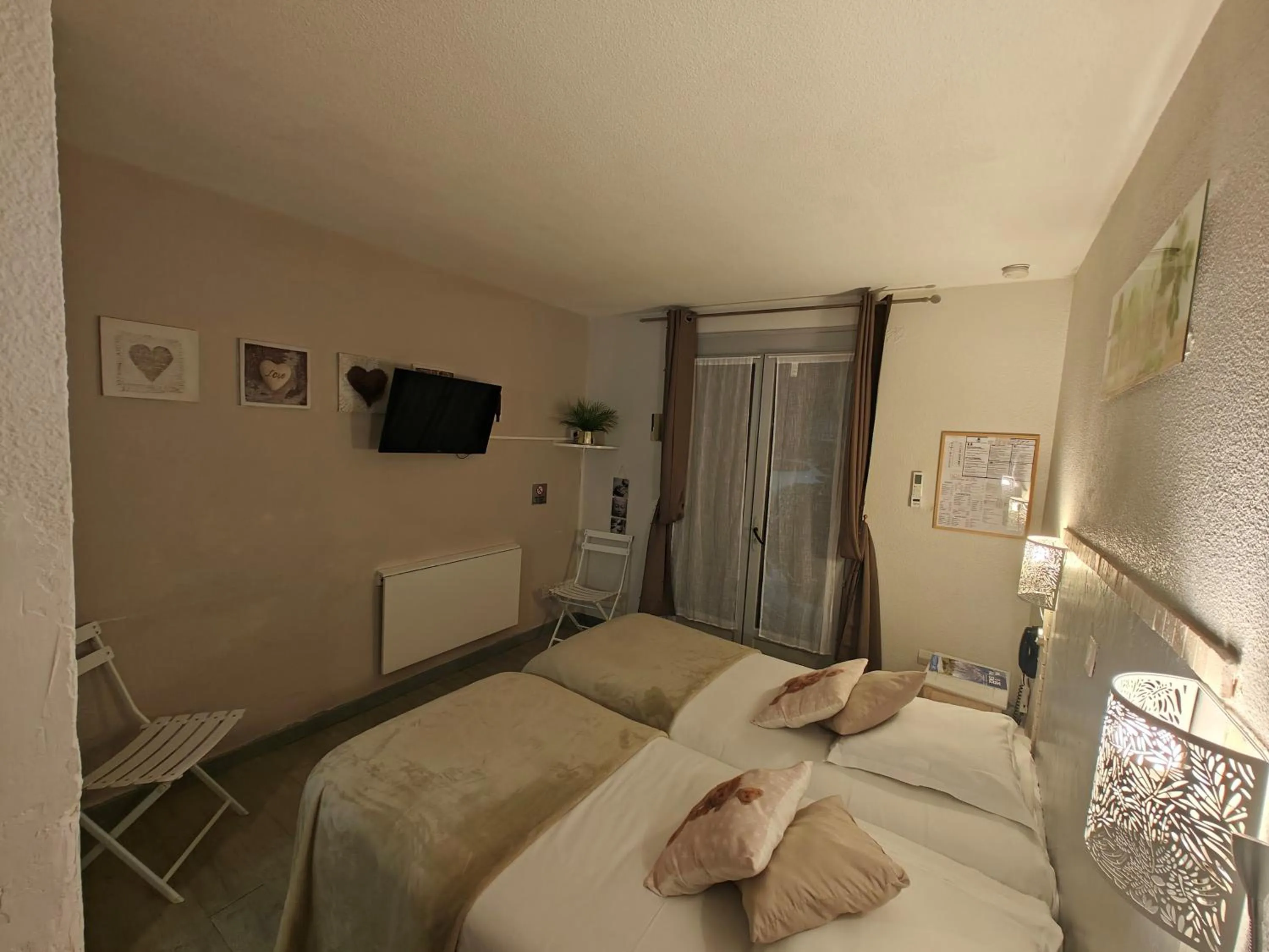 Bed in Auberge Des Pins