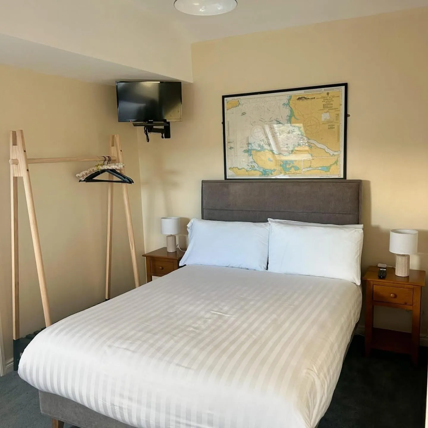 Oliver's Seafood Bar