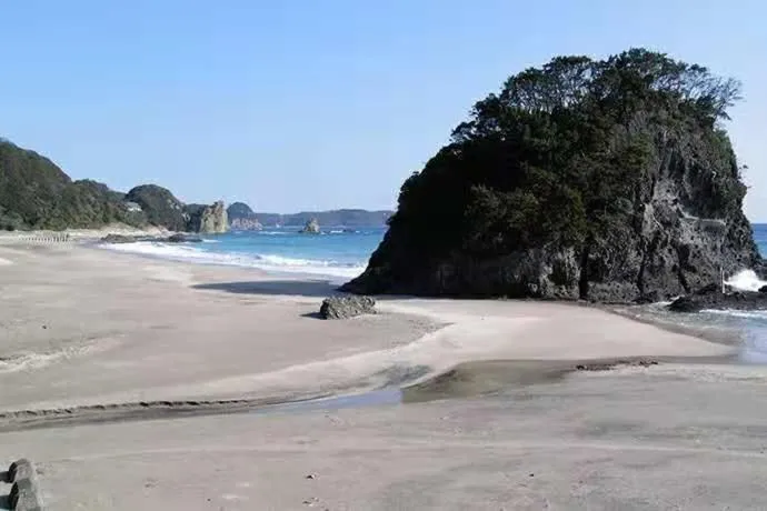 Izu Hokkawa Seaside Guesthouse 伊豆北川の家