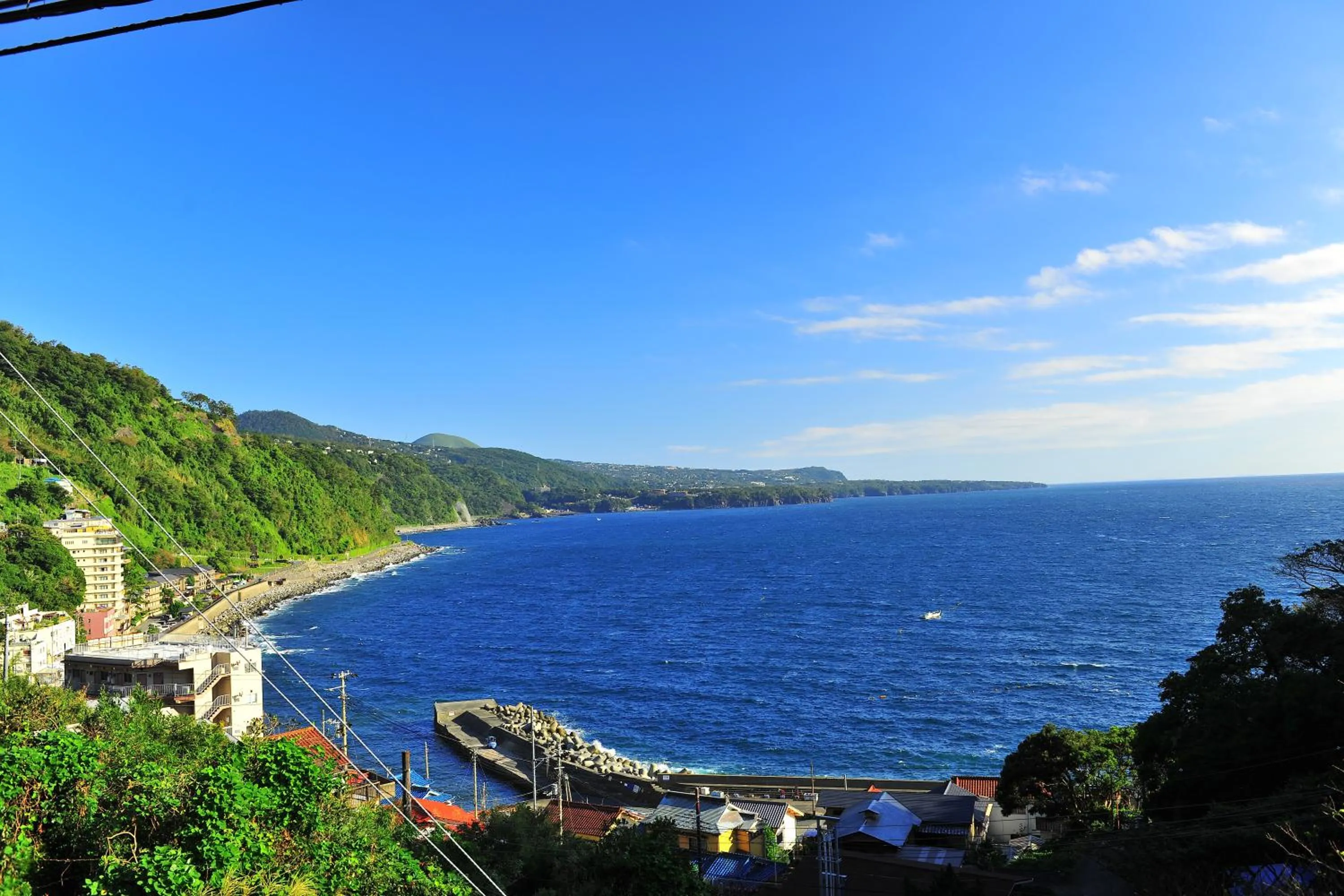 Izu Hokkawa Seaside Guesthouse 伊豆北川の家