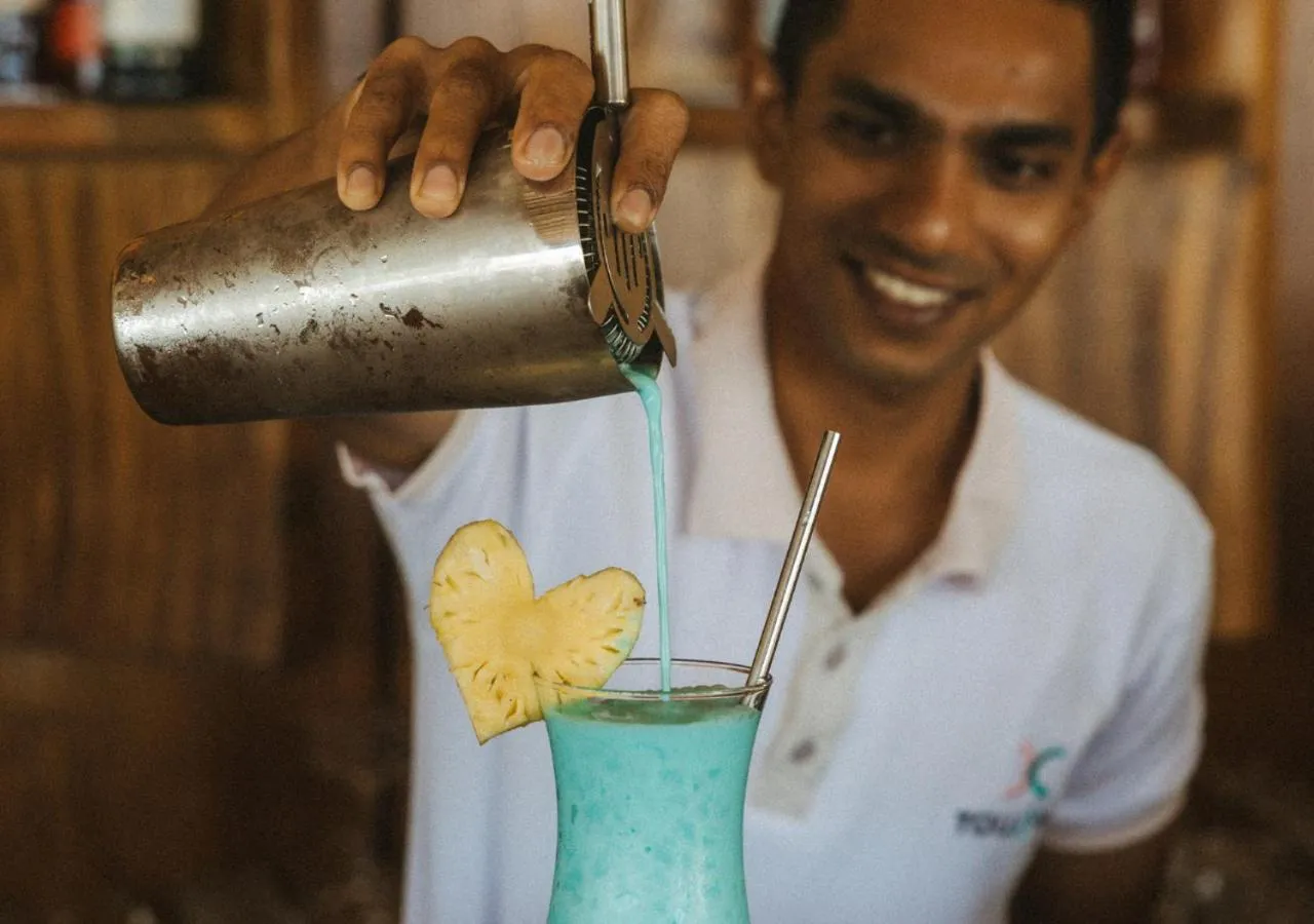 Lounge or bar in You & Me Maldives - Adults Only - Premium All-Inclusive