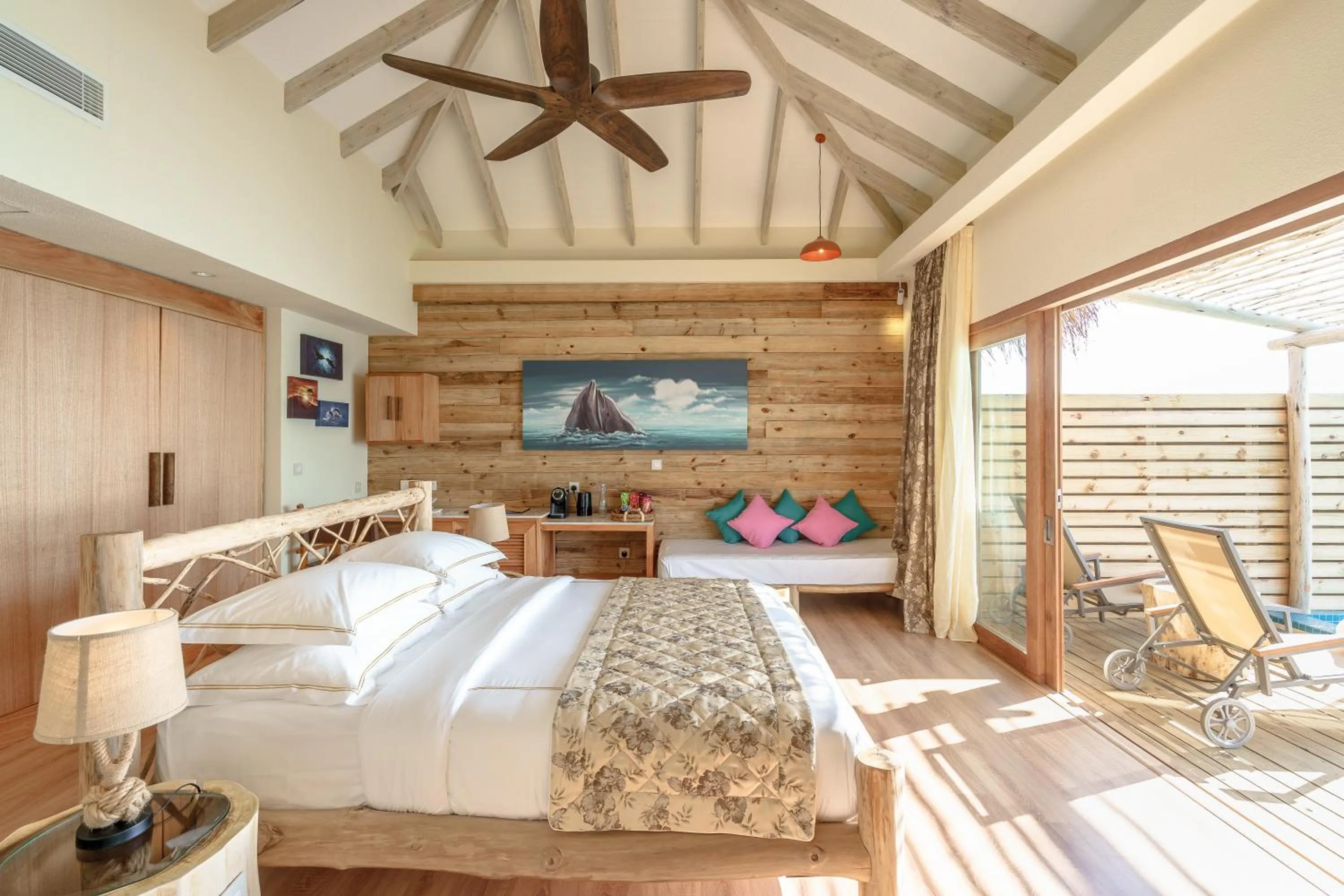 Bed in You & Me Maldives - Adults Only - Premium All-Inclusive