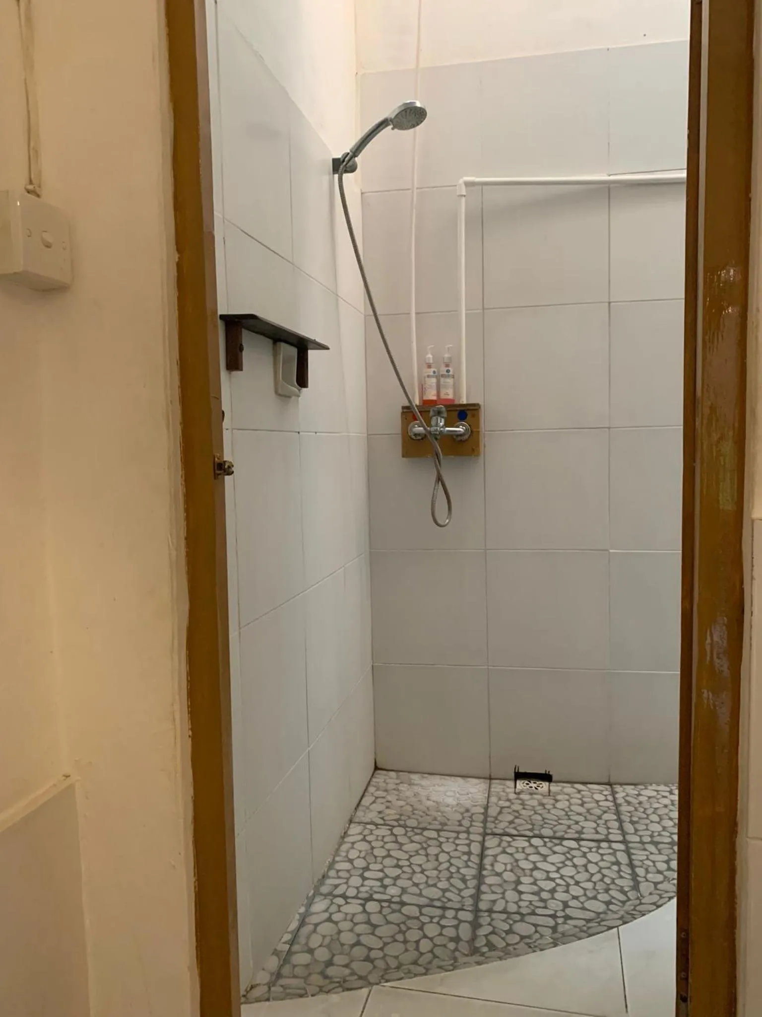 Shower in Seabreeze Hostel Bali