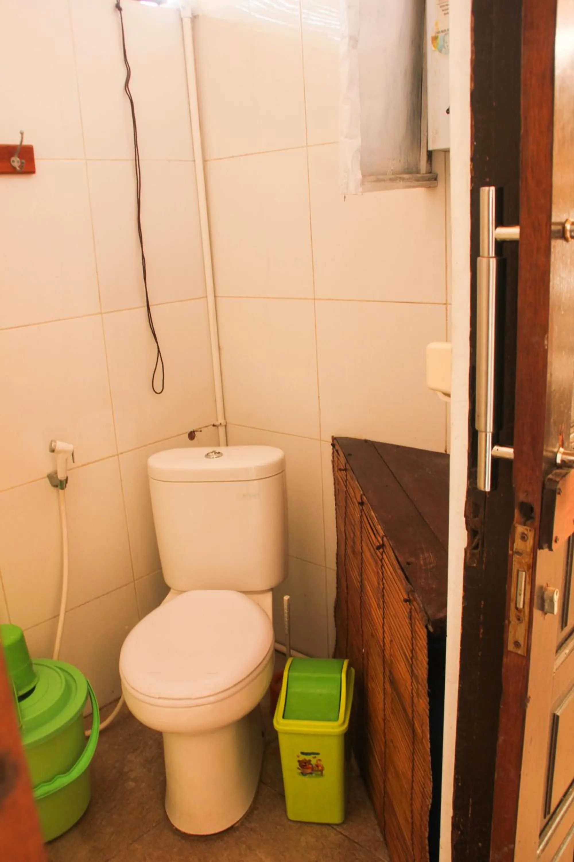 Shower in Seabreeze Hostel Bali