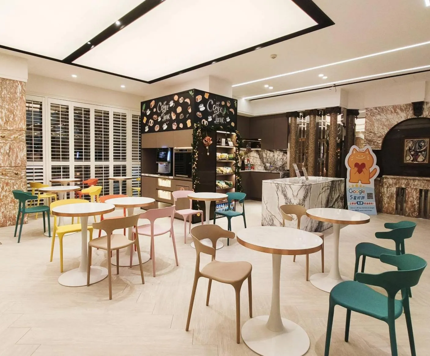 Food and drinks in Taipei Charming City Hotel