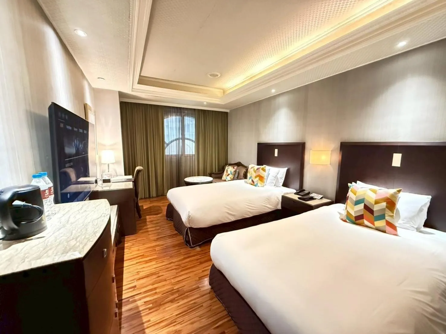 Photo of the whole room, Bed in Taipei Charming City Hotel