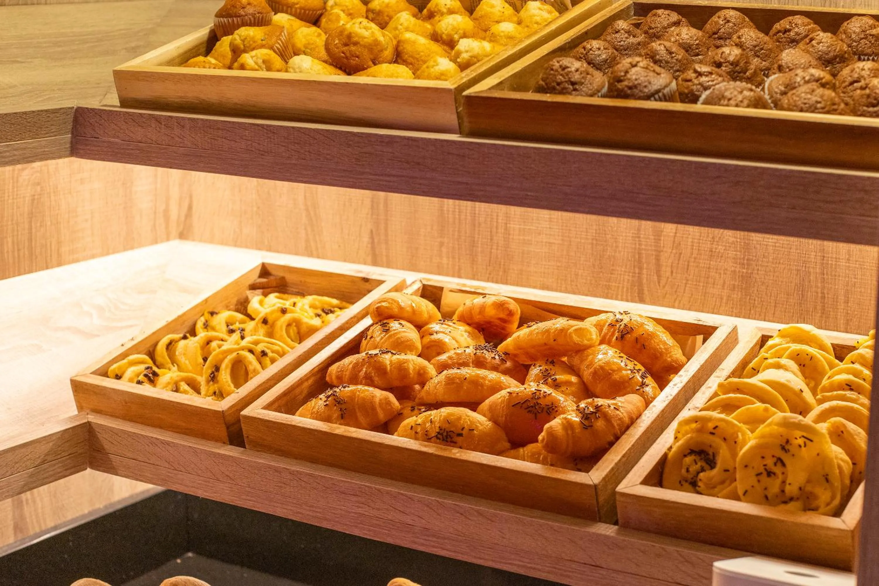 Buffet breakfast in Sholeo Lodges Los Gigantes