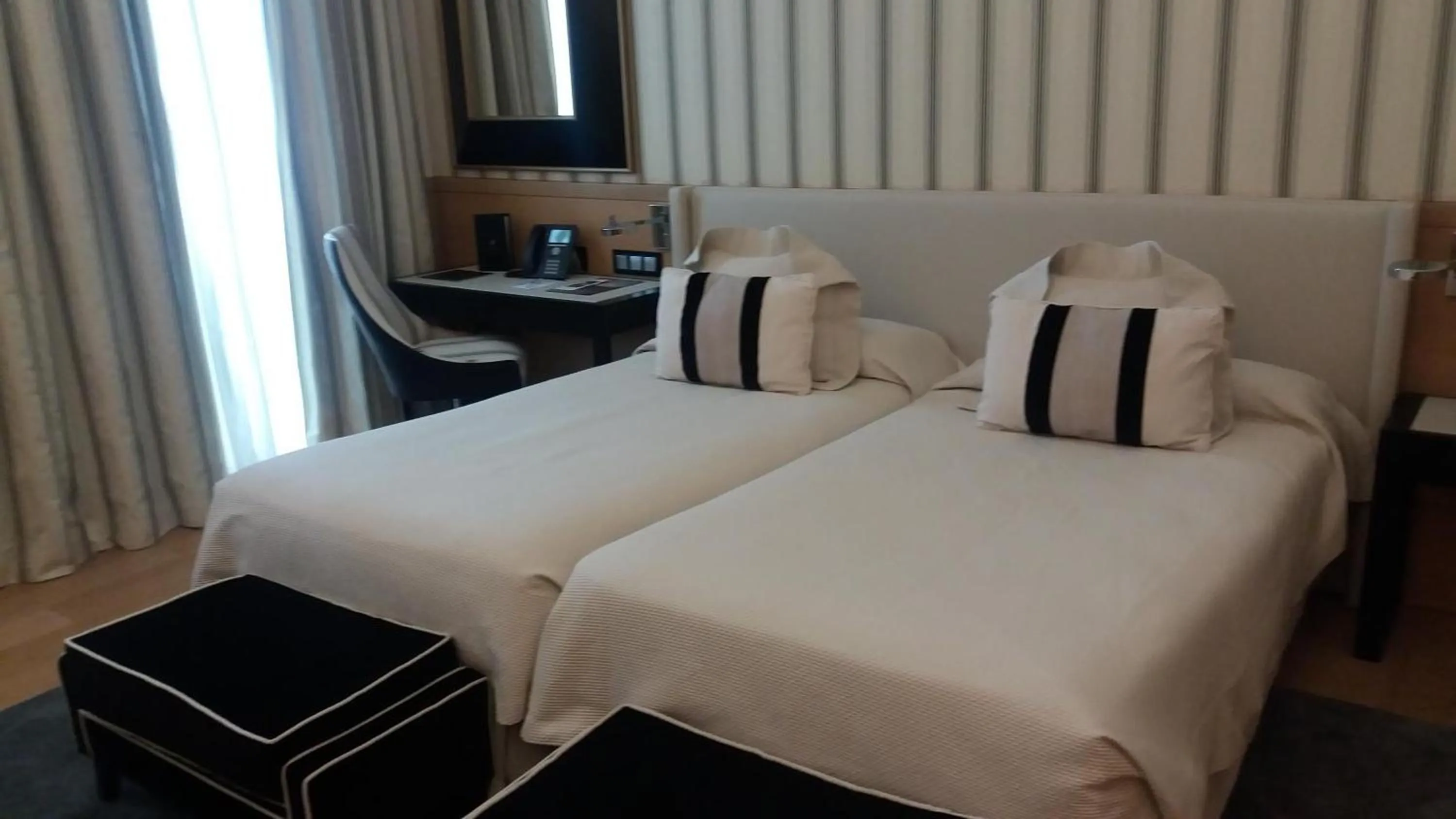 Photo of the whole room, Bed in Gran Hotel Sardinero