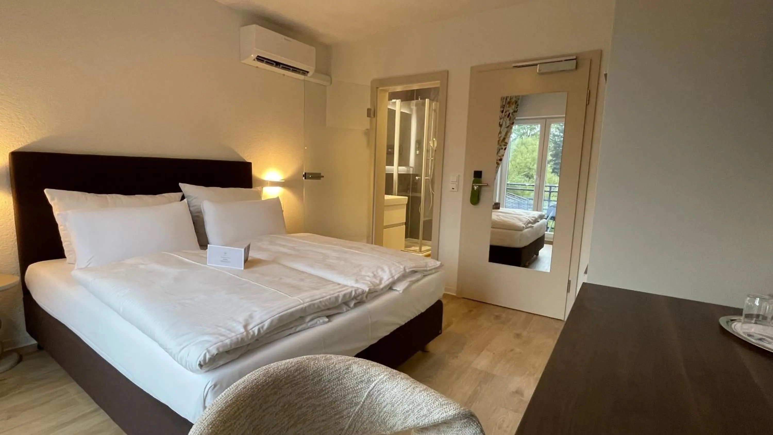 Bed in BC Hotel Bad Kreuznach mit Restaurant Mühlentor