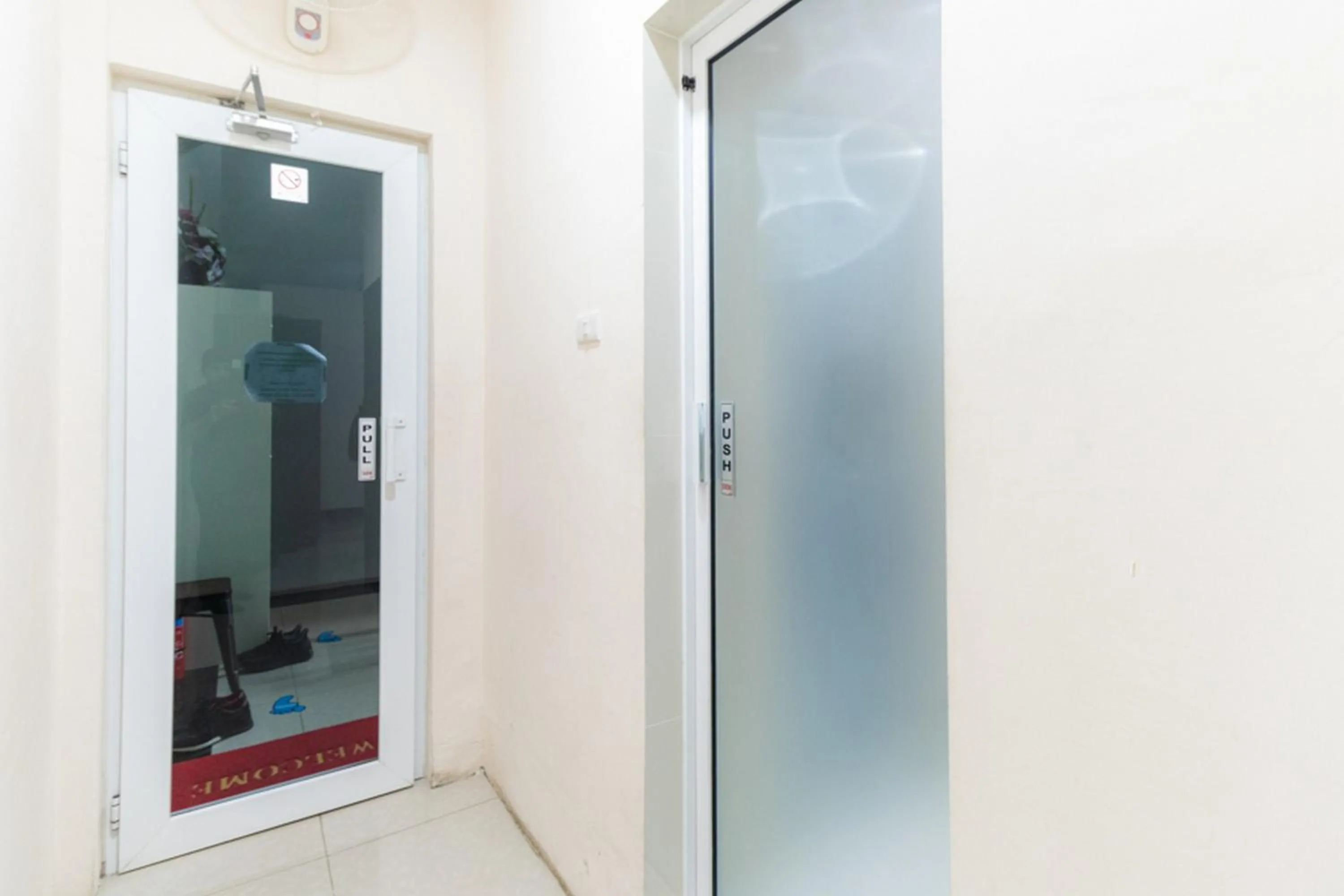 RedDoorz Hostel @ Capsule Inn Medan