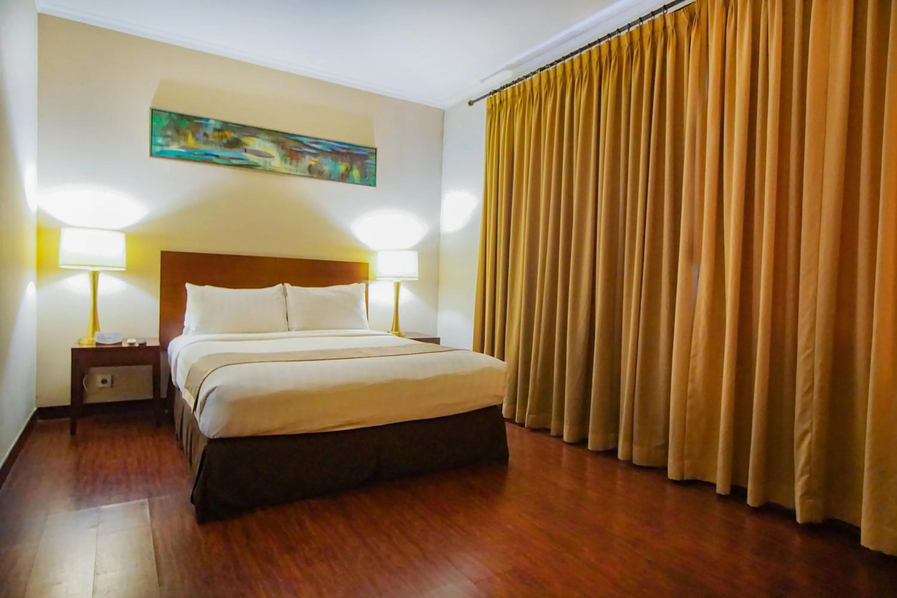 Bed in Grand Dafam Ancol Jakarta