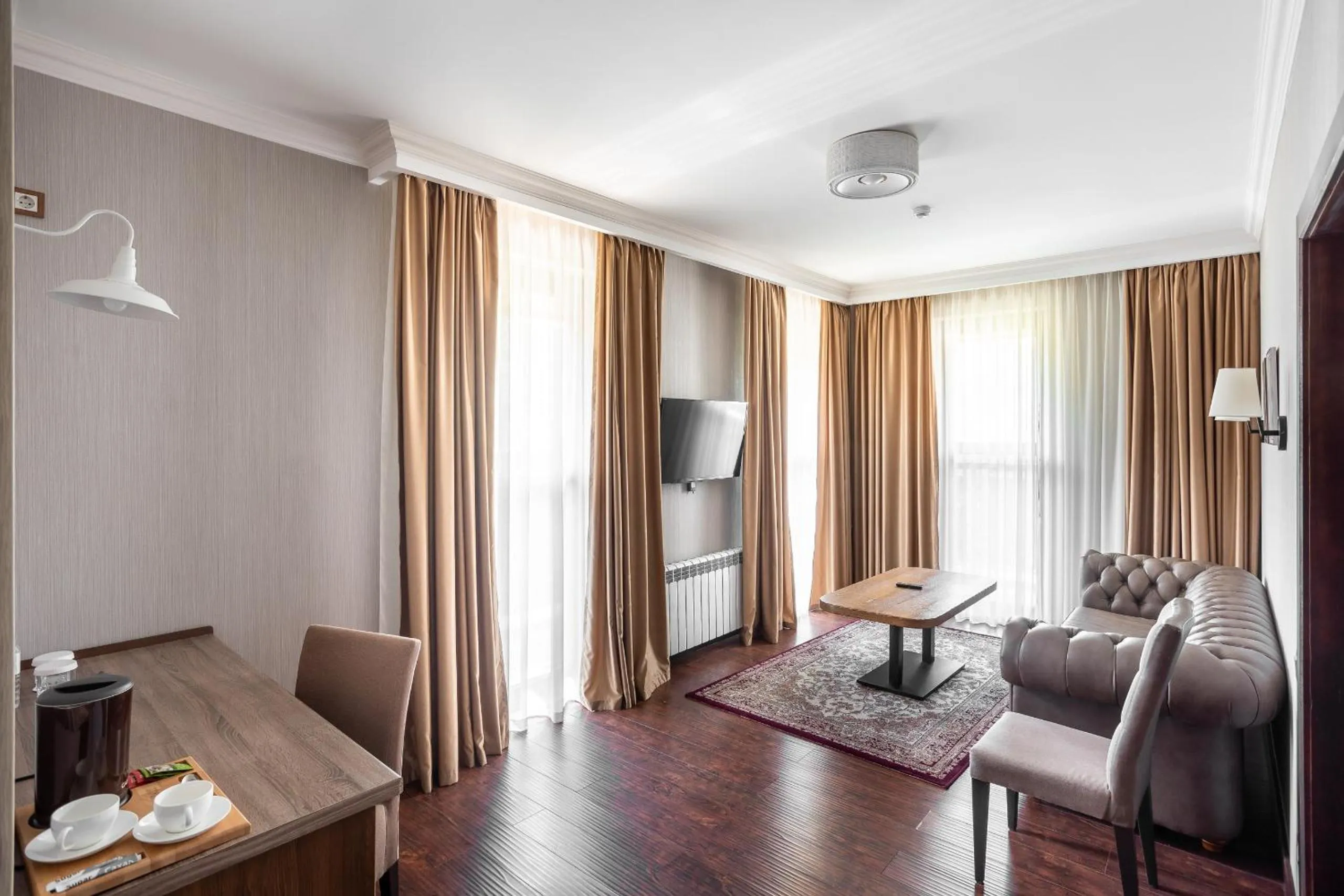 Seating area, Bed in Sacvoyage Hotel