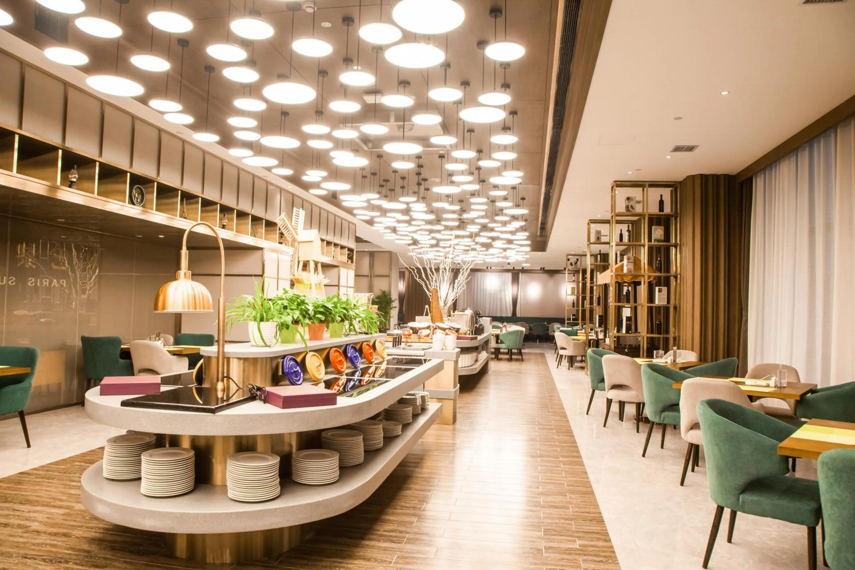 Restaurant/places to eat in Mercure Harbin Songbei