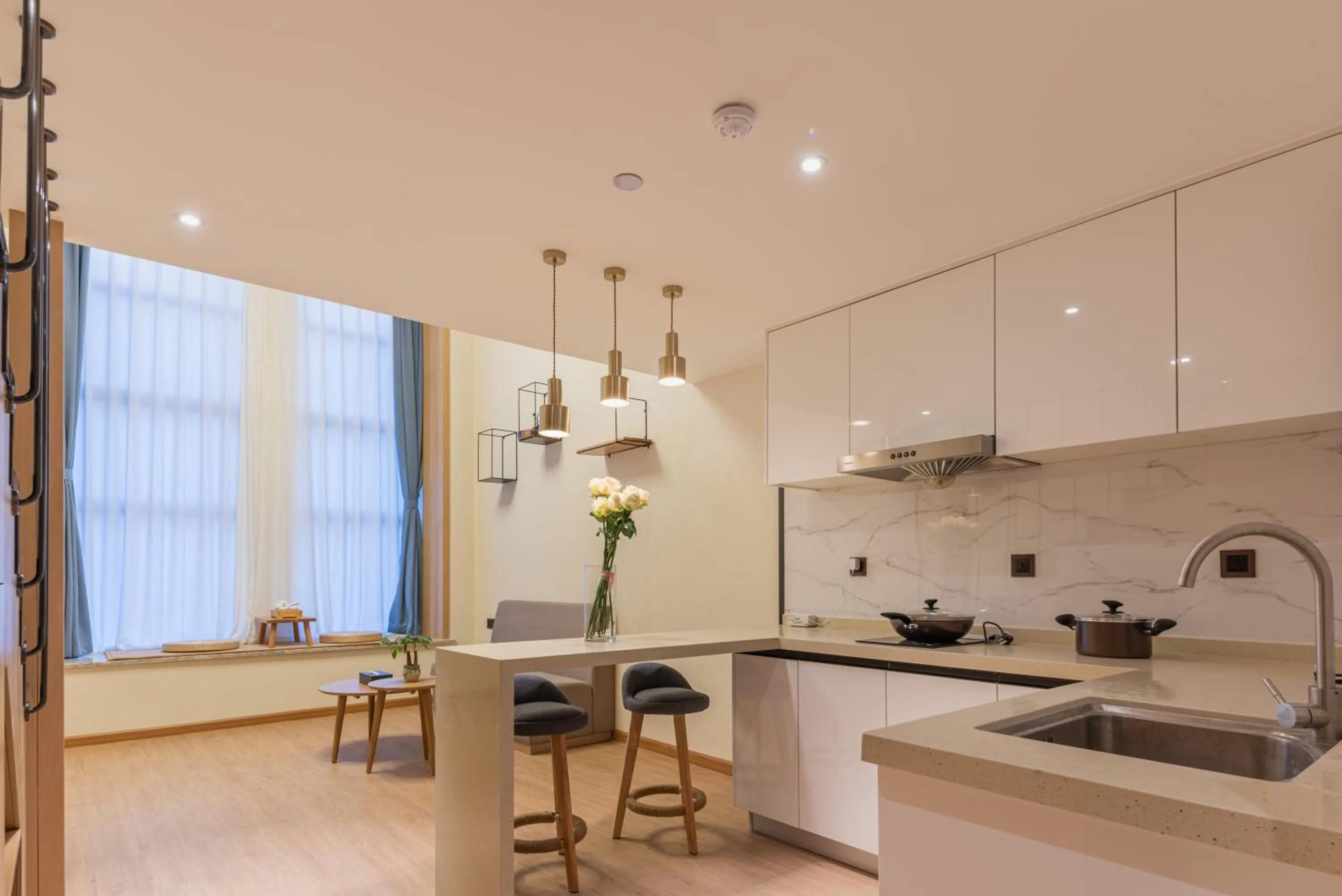 minibar in Mercure Chengdu Huapaifang