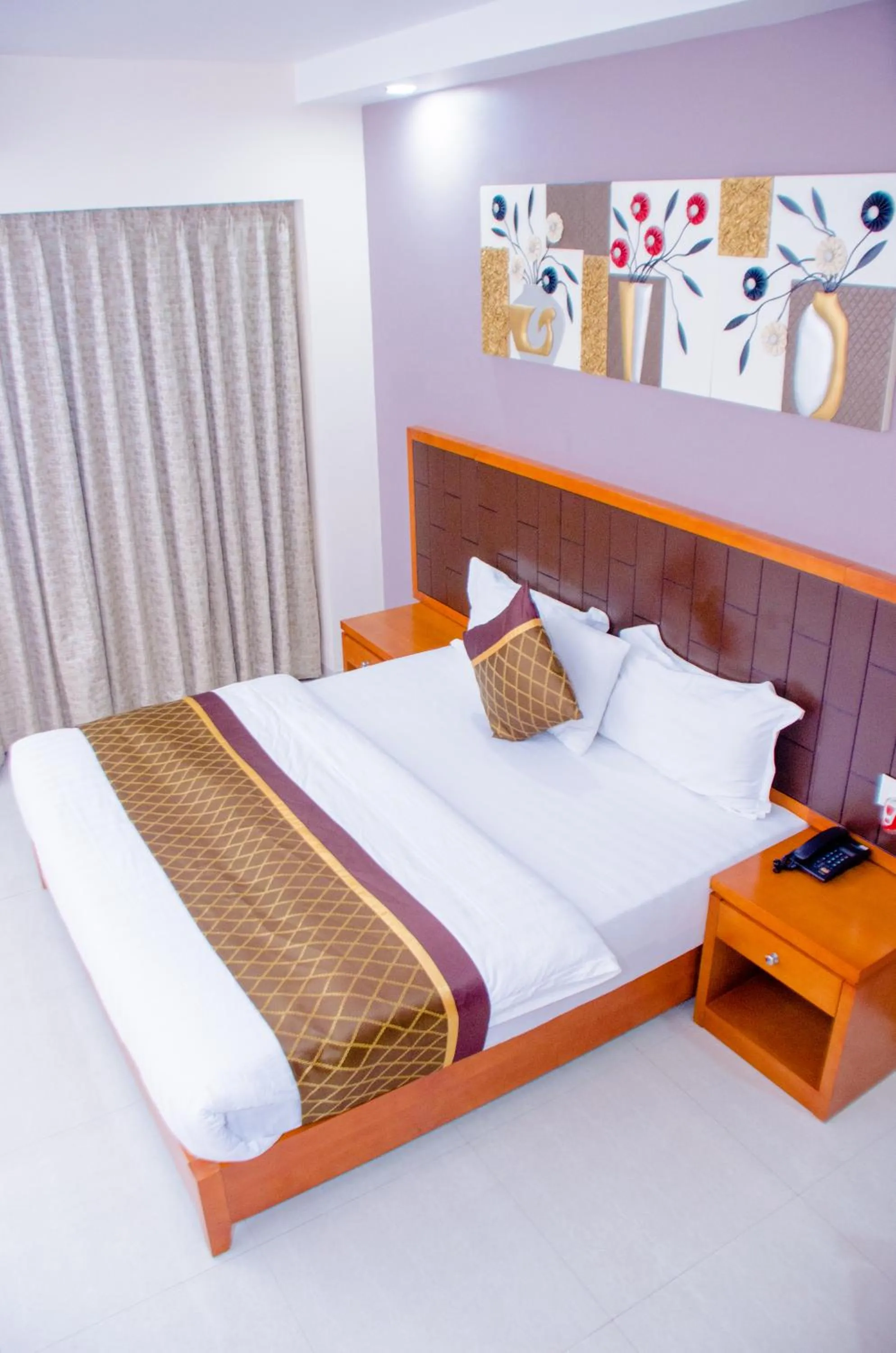 Bedroom, Bed in HOTEL PLATINUM