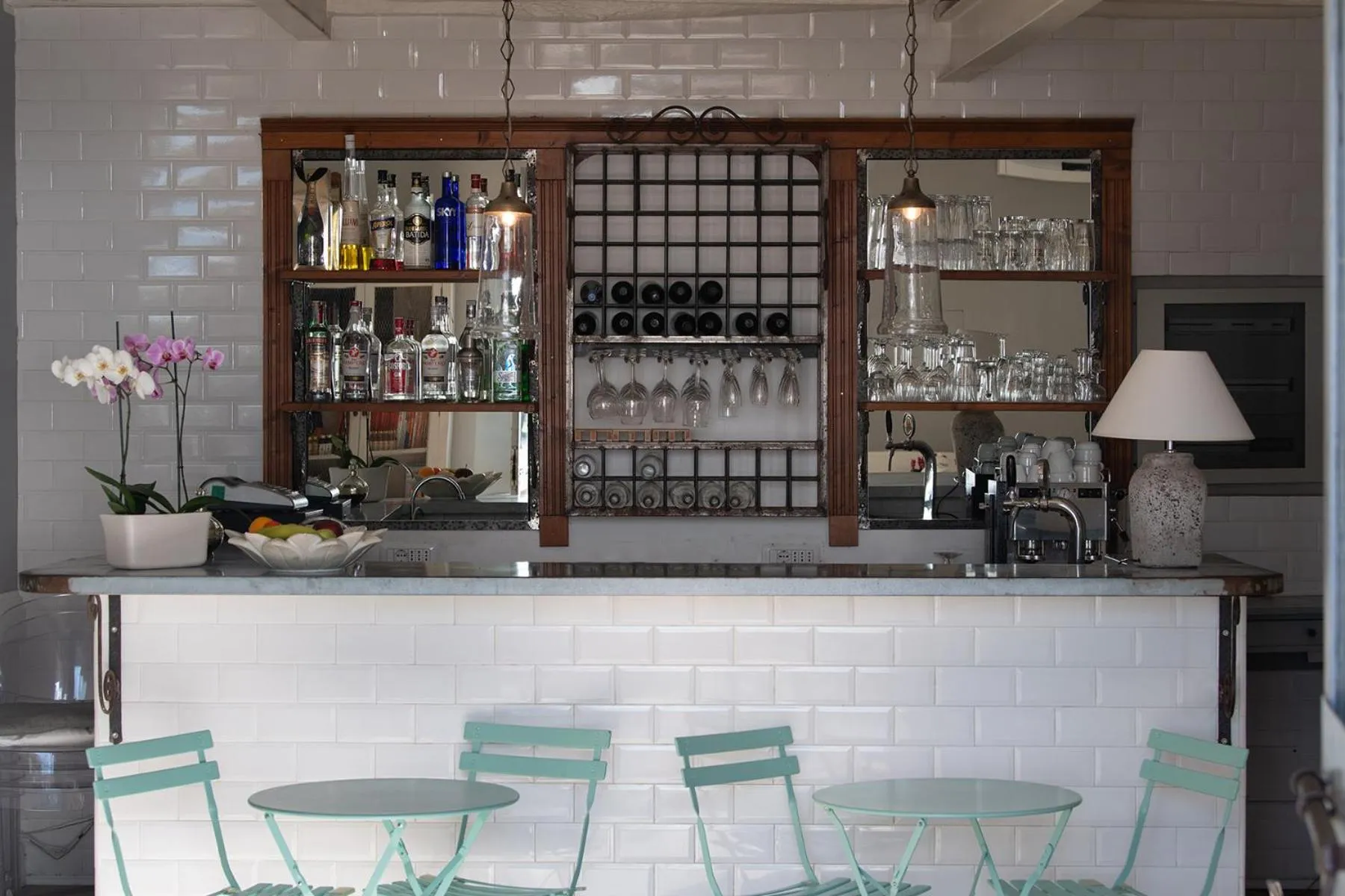 Lounge or bar in Hotel Borgo Vistalago