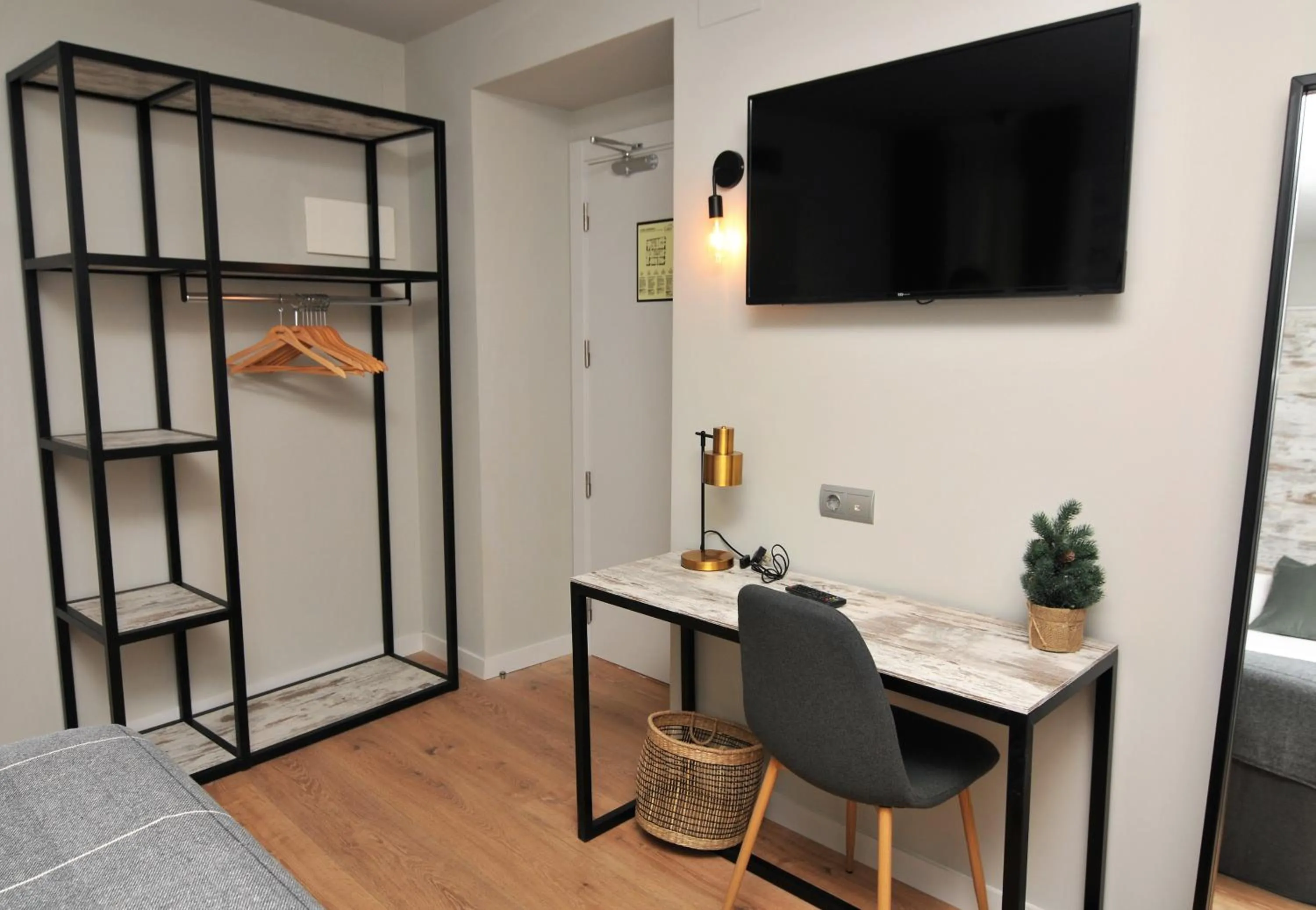 TV and multimedia in Hotel Cims de Camprodon