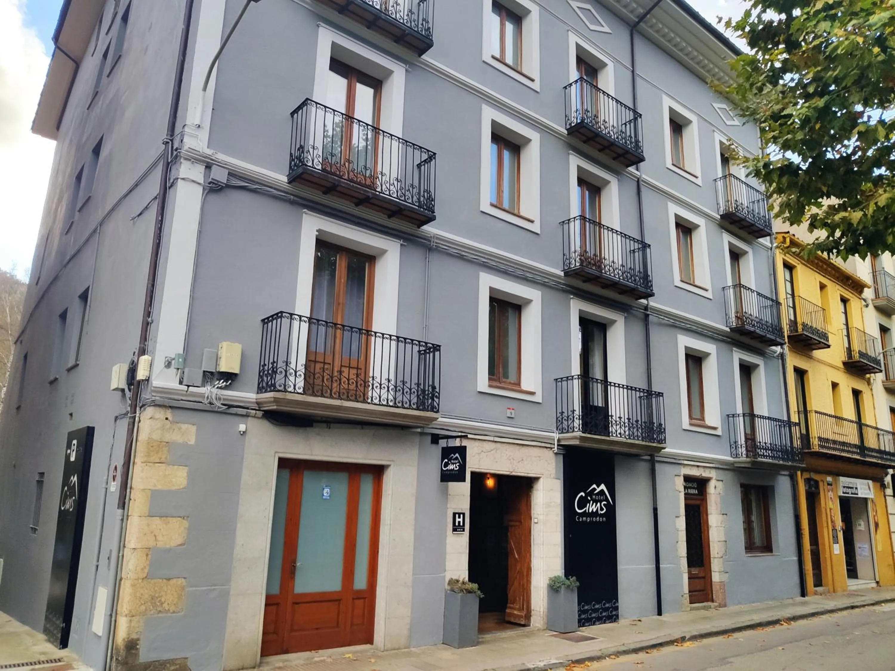 Property building in Hotel Cims de Camprodon