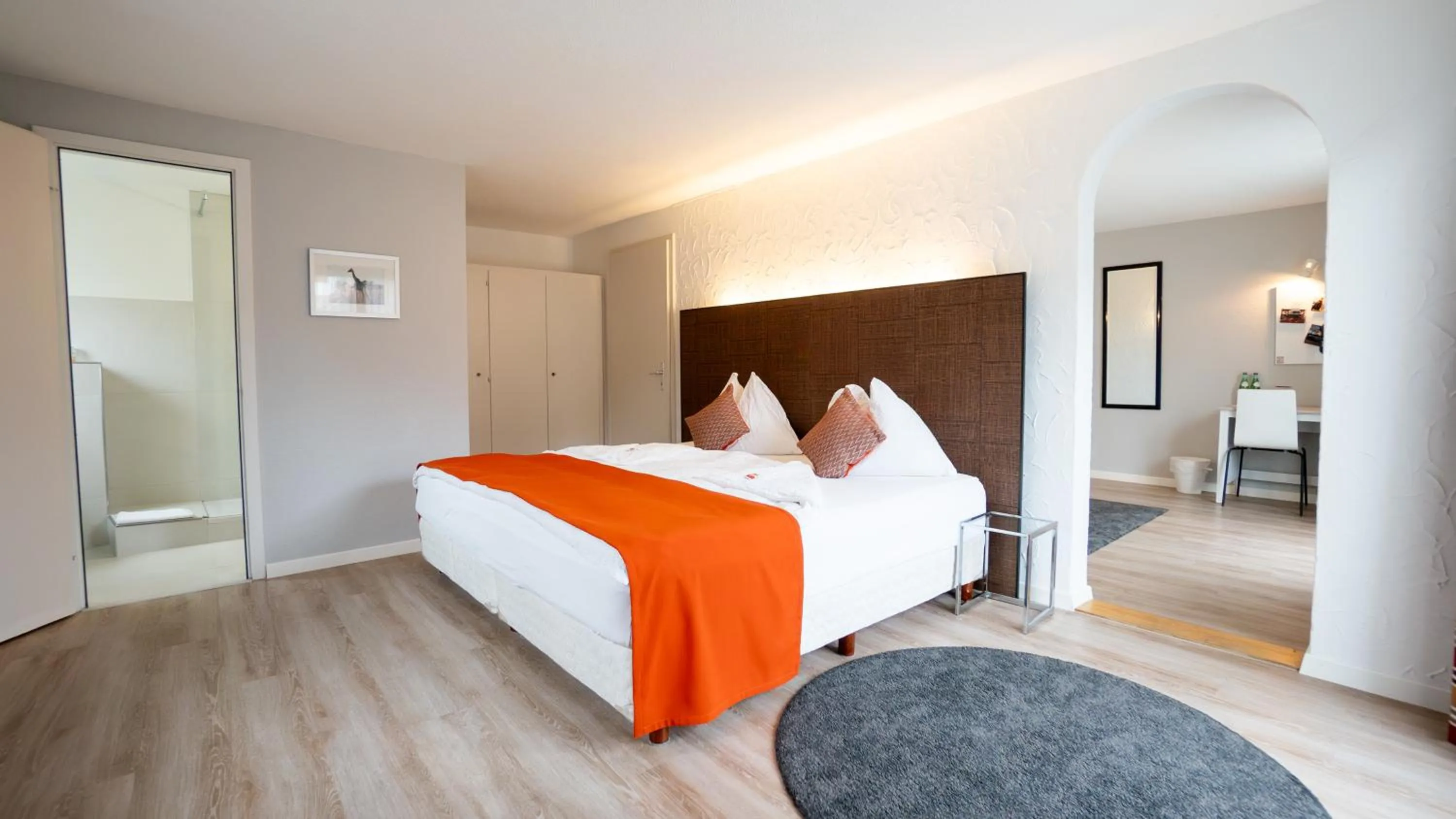 Bedroom, Bed in Hotel & Restaurant Rössli