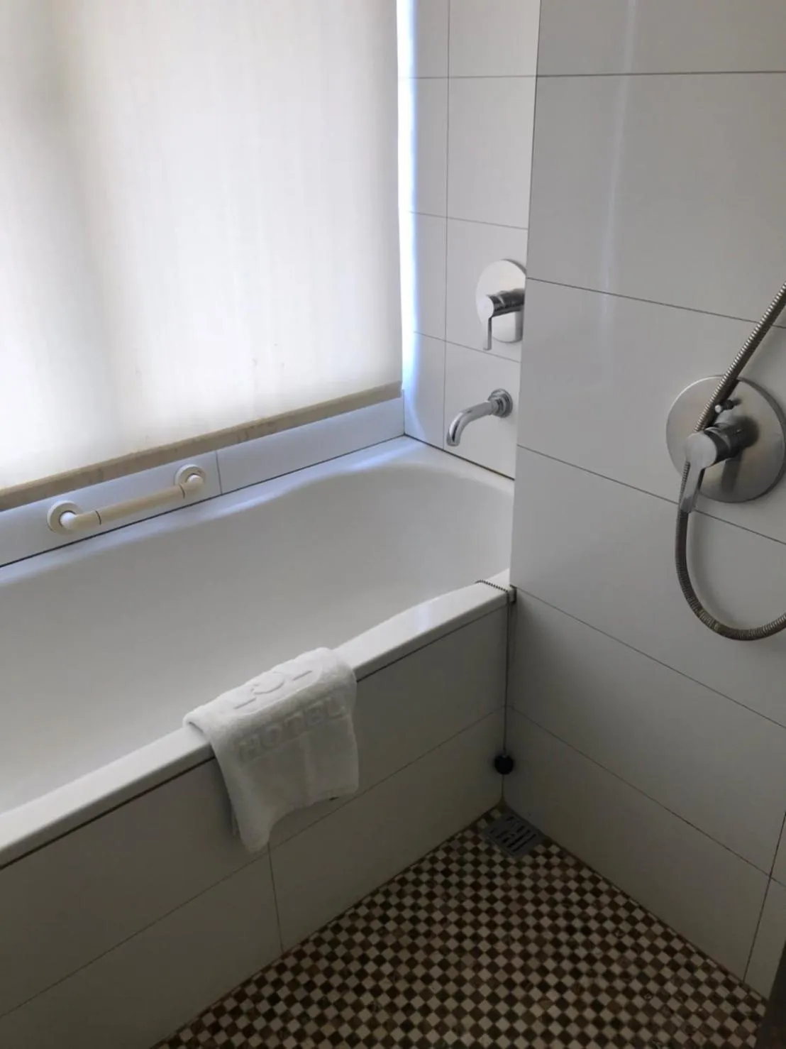 Shower in Taichung Charming City Hotel