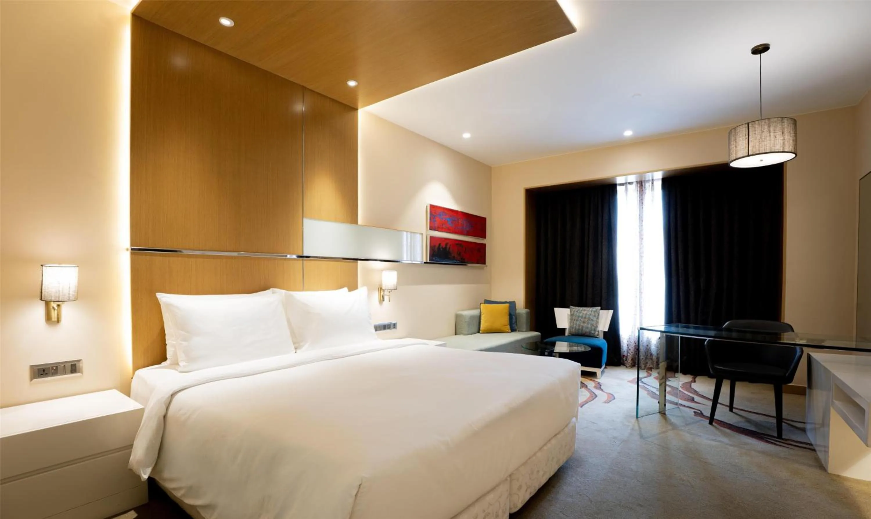 Bedroom, Bed in Radisson Blu Hotel Amritsar