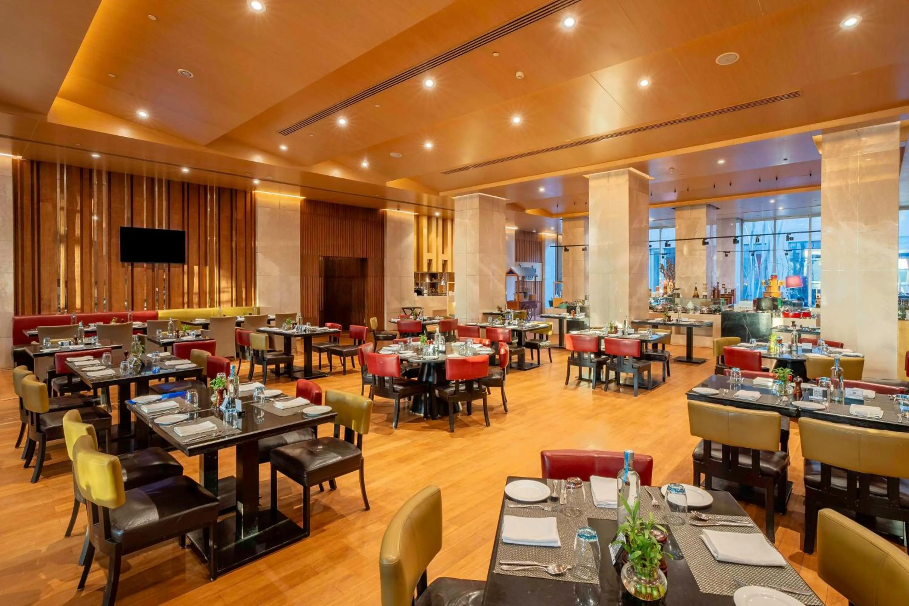 Restaurant/places to eat in Radisson Blu Hotel Amritsar