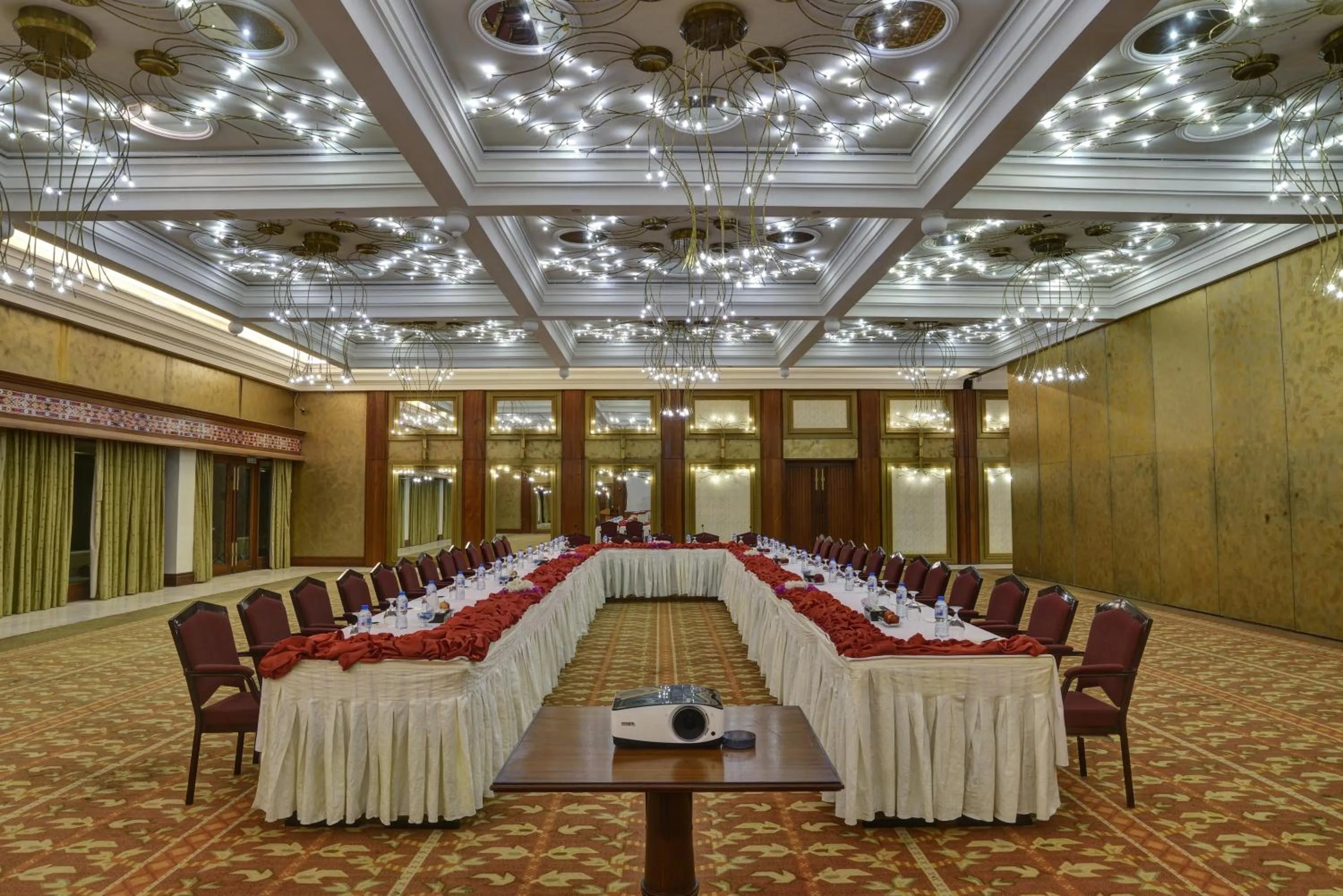 Business facilities in Zaver Pearl Continental, Gwadar