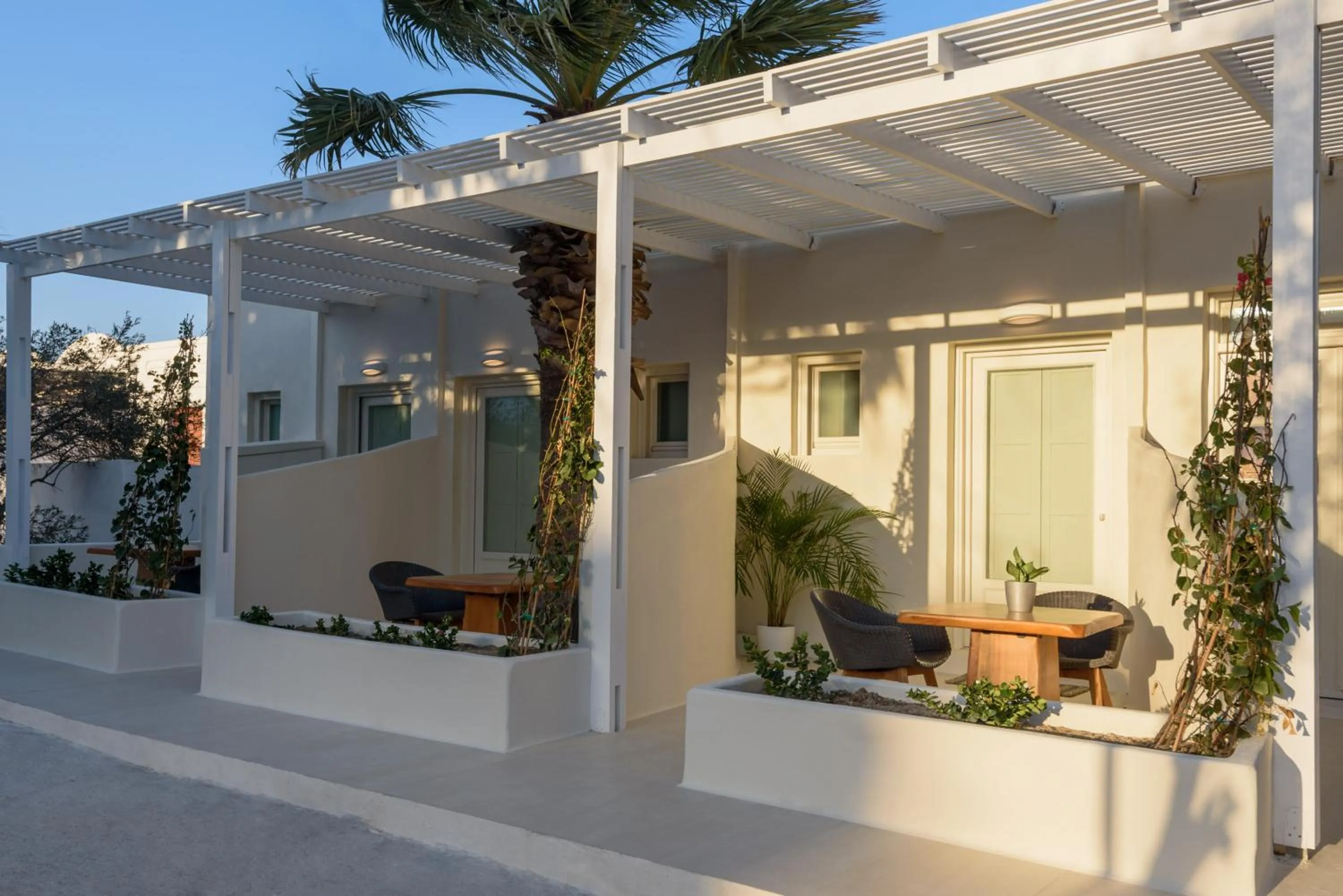 Property building in Divelia East