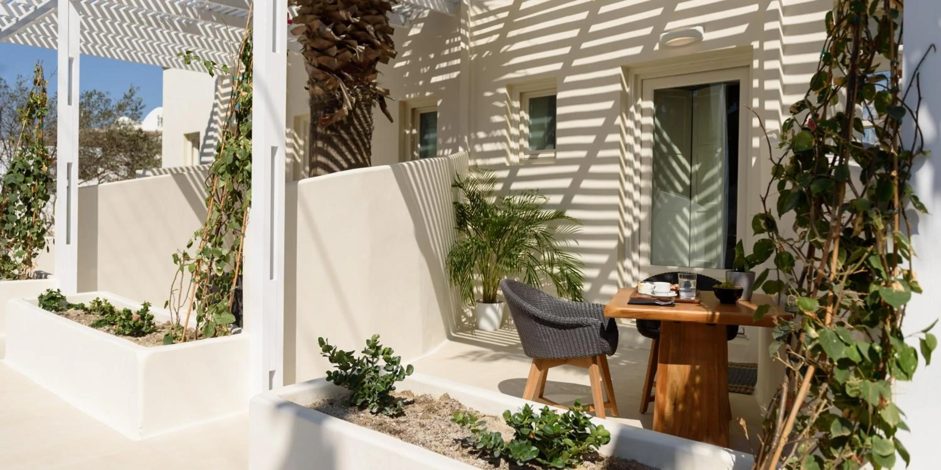 Property building in Divelia East