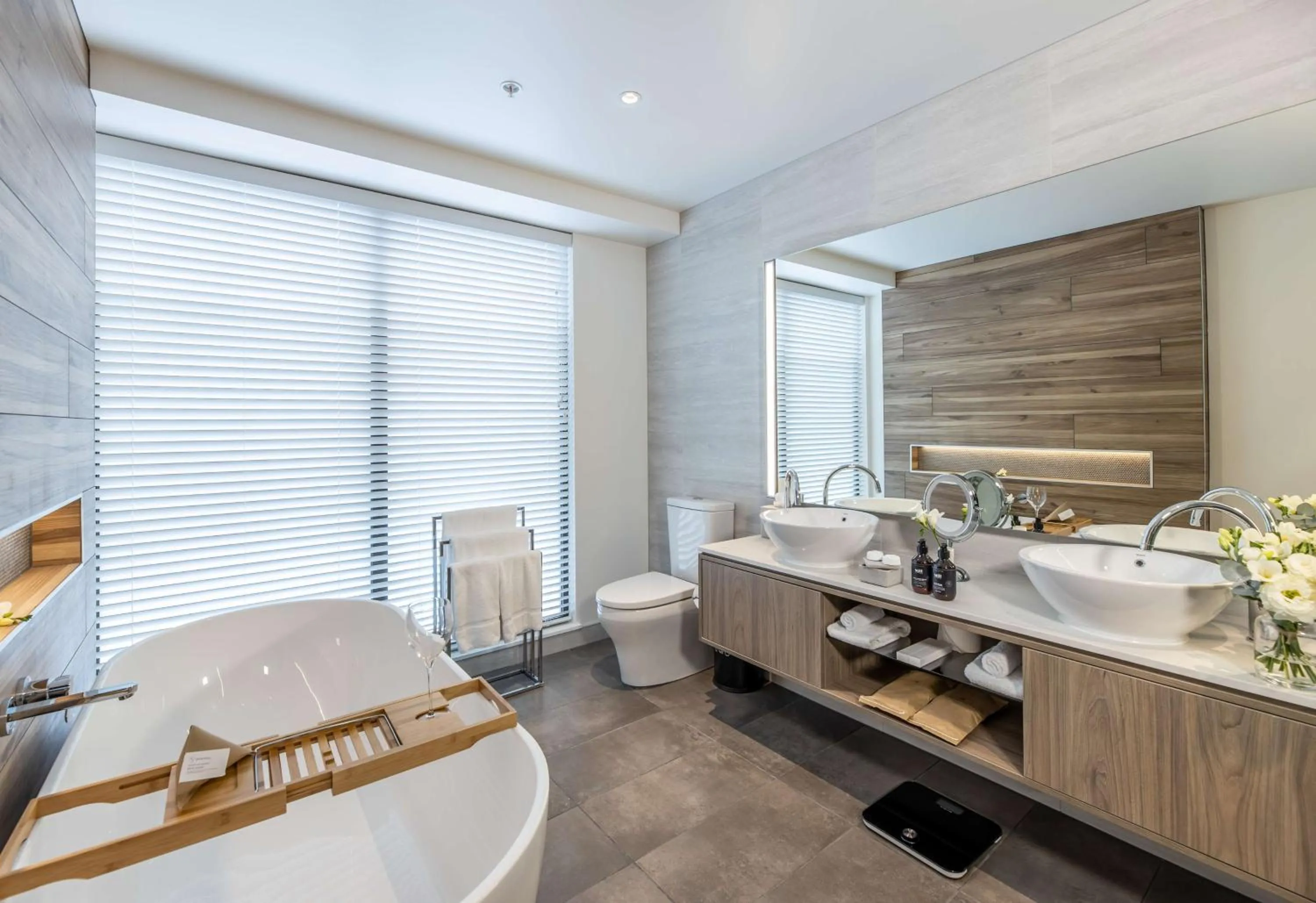 Bathroom in Sudima Christchurch City