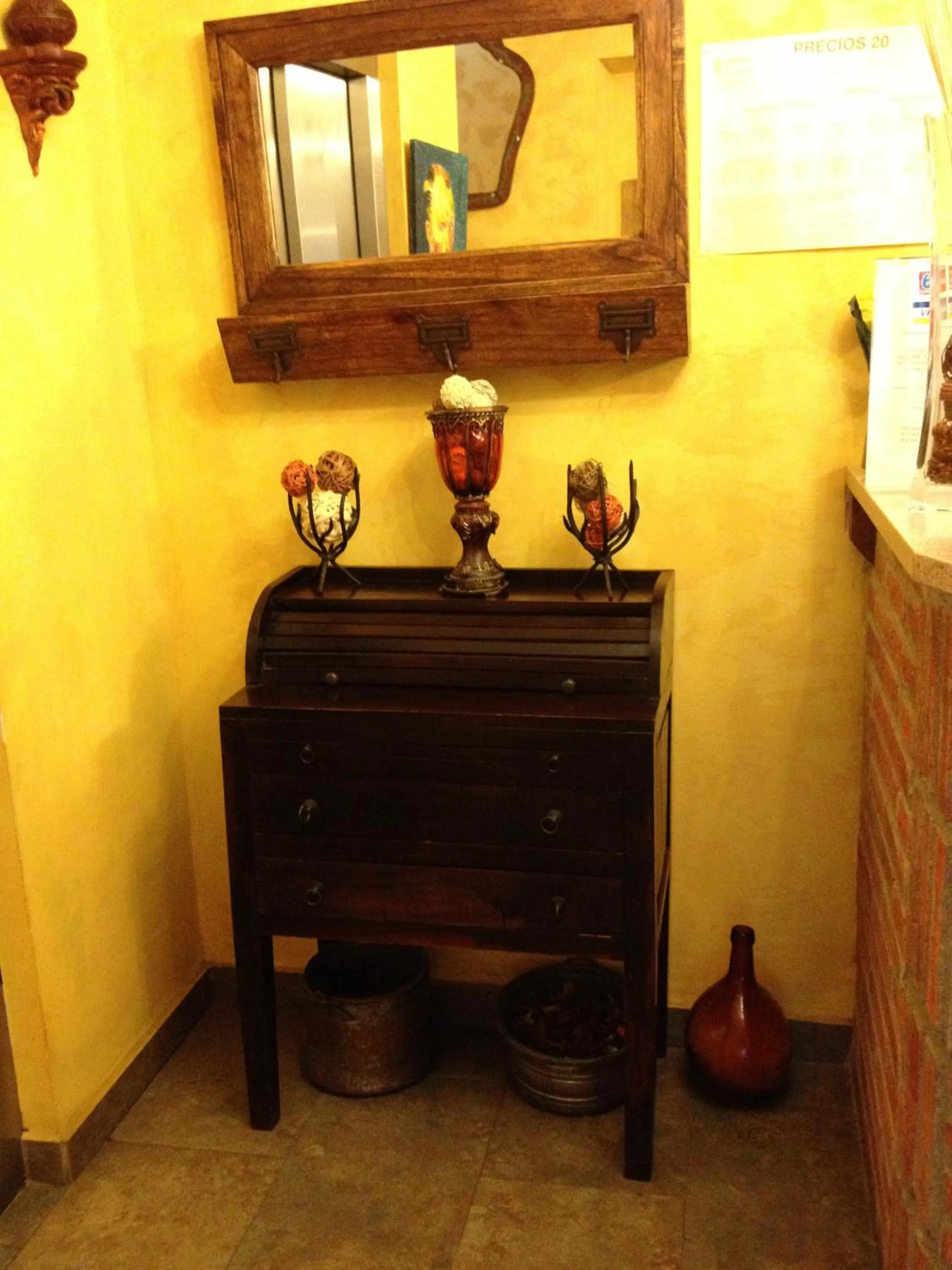 Decorative detail in Hosteria San Emeterio