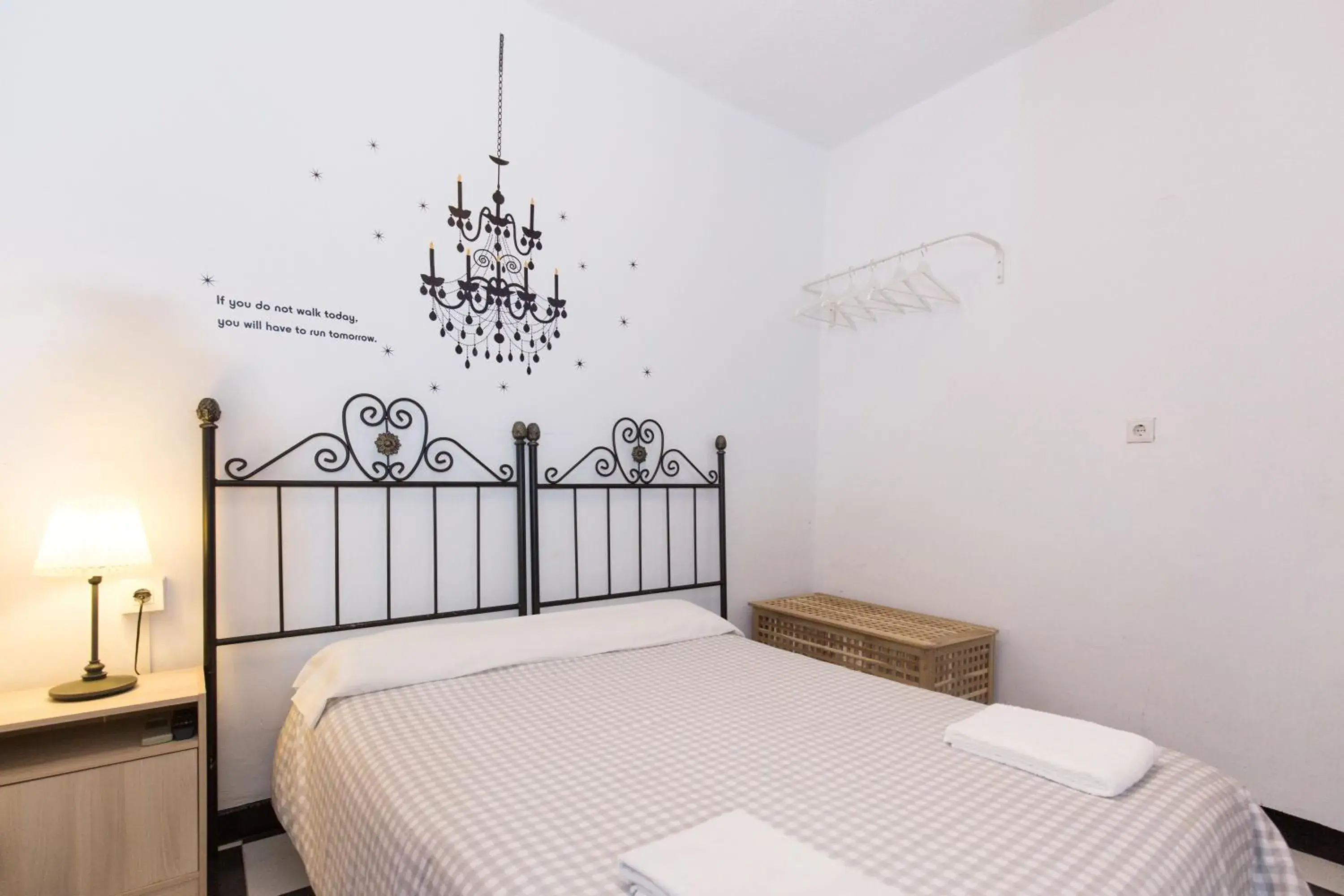 Double or Twin Room with Shared Bathroom in Pension Mesones Double or Twin Room with Shared Bathroom in Pension Mesones