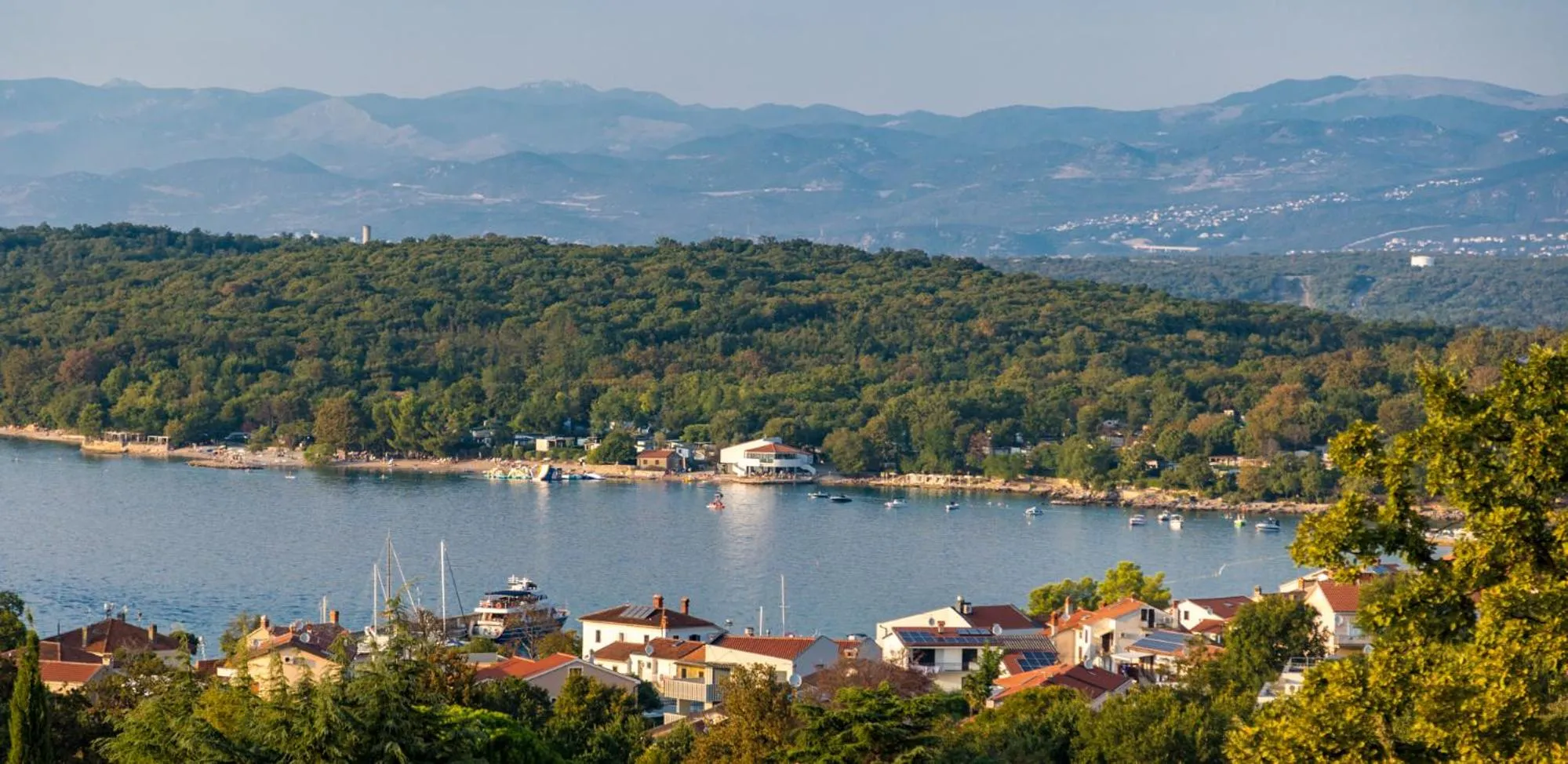 Sea view in Apartment Karabaic by El-Pi Tours