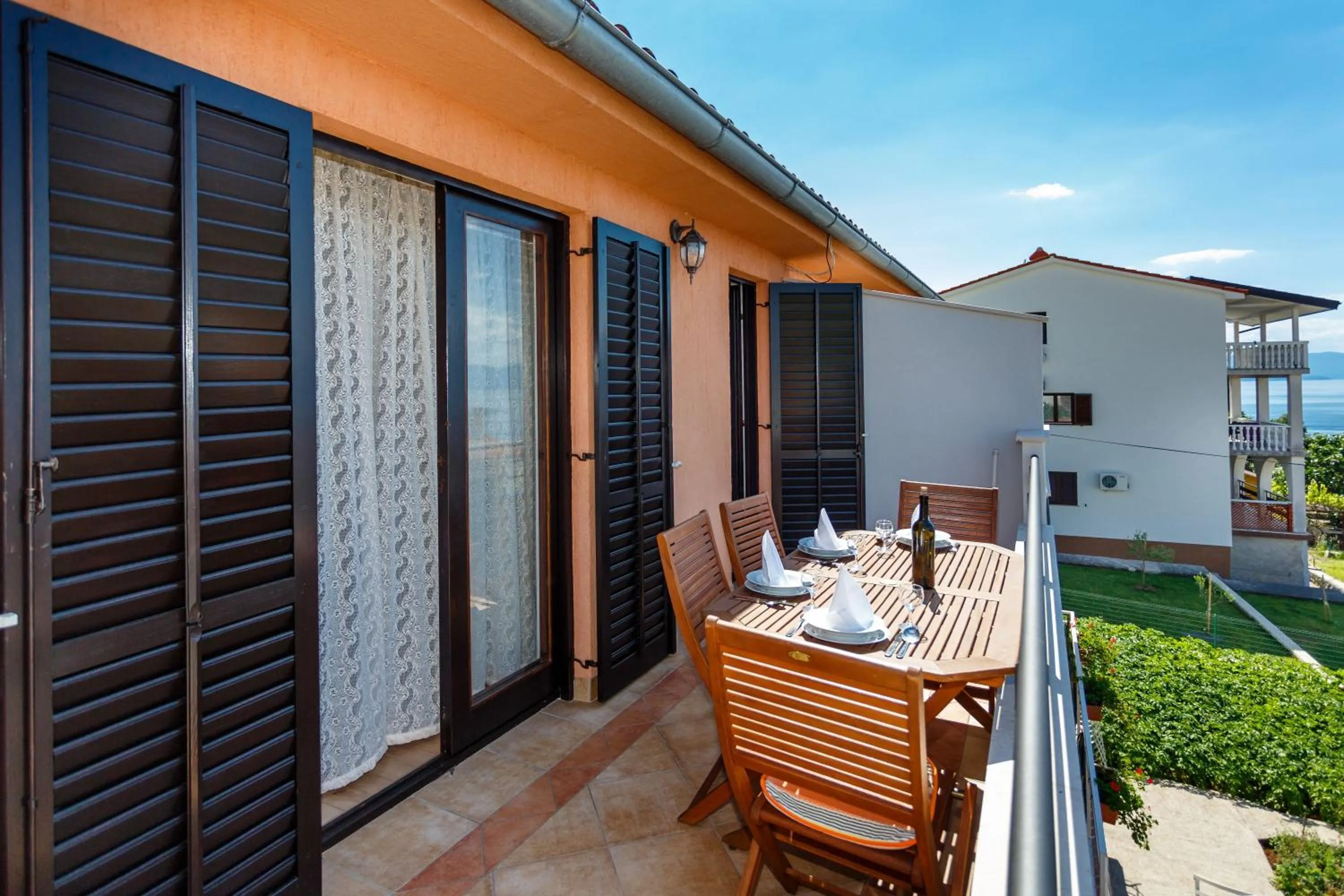 Balcony/Terrace in Apartment Karabaic by El-Pi Tours