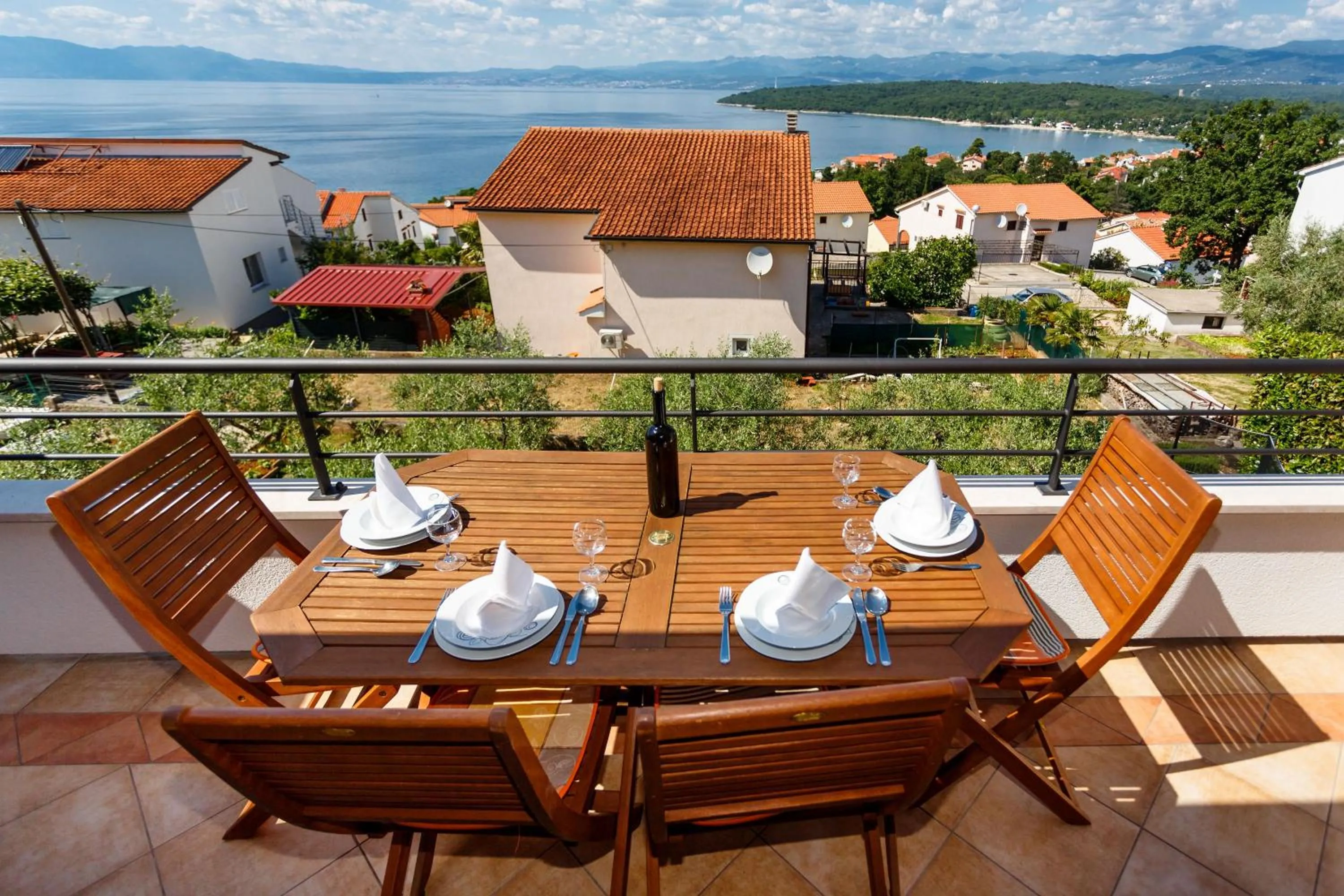 Balcony/Terrace in Apartment Karabaic by El-Pi Tours