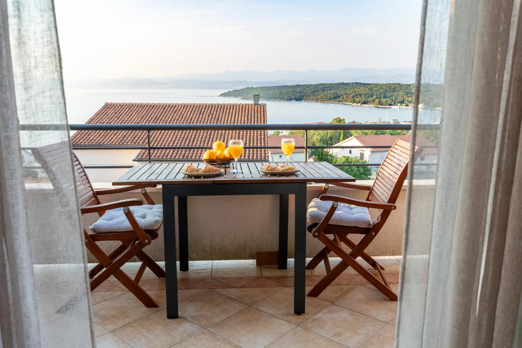 Balcony/Terrace in Apartment Karabaic by El-Pi Tours