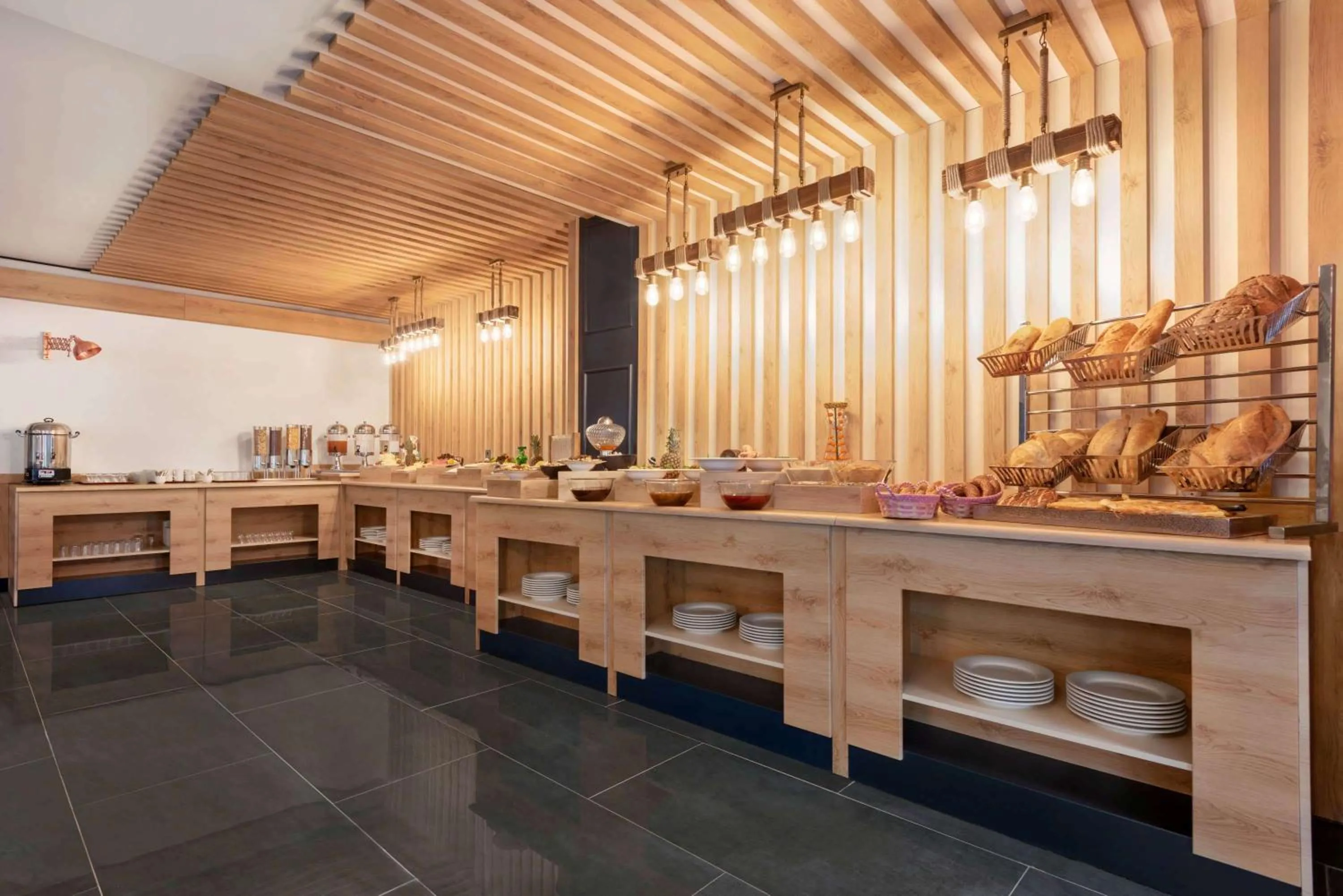 Restaurant/places to eat in Ramada by Wyndham Sivas