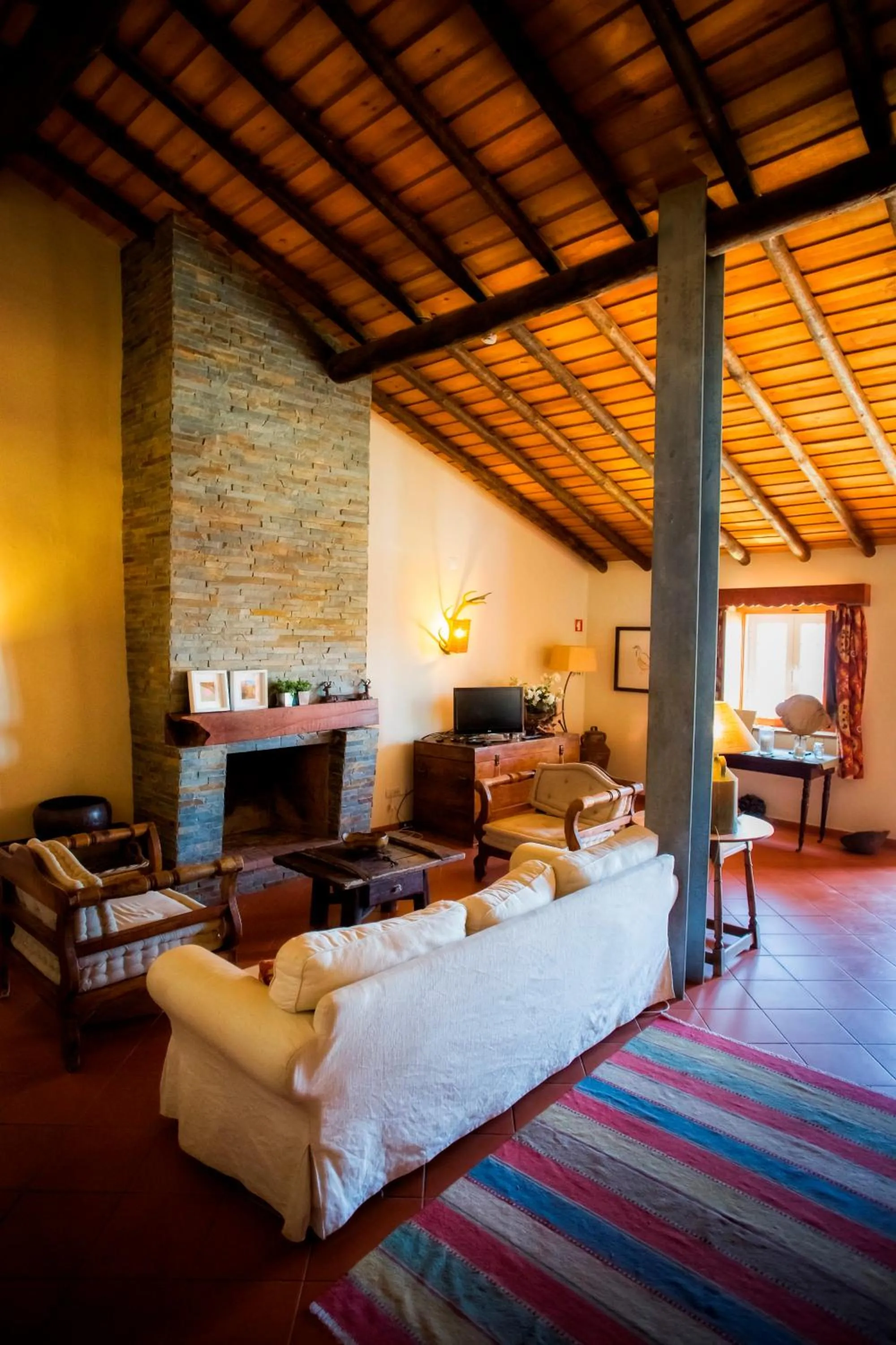 Living room, Bed in Casa dos Castelejos