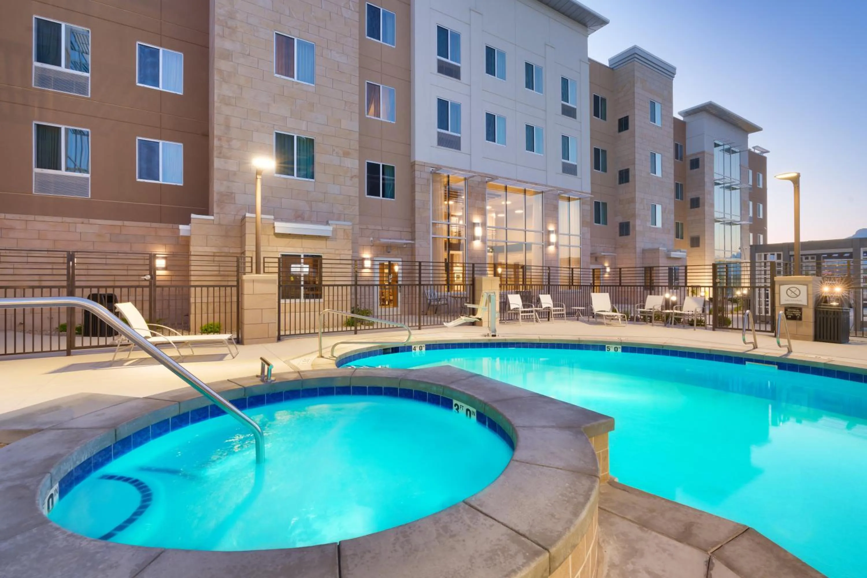 Property building in Staybridge Suites - Lehi - Traverse Ridge Center by IHG