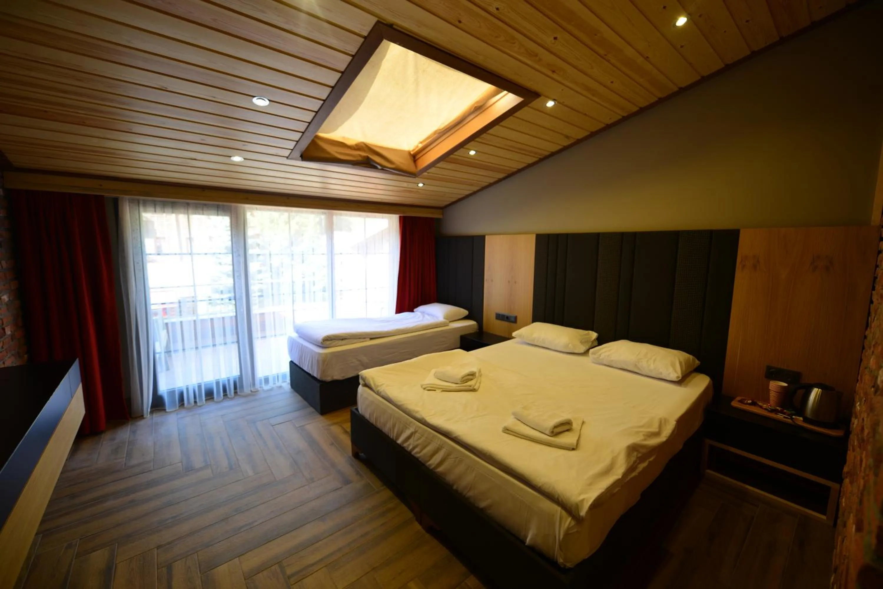 Bed in Inanlar Deluxe Hotel & Bungalow