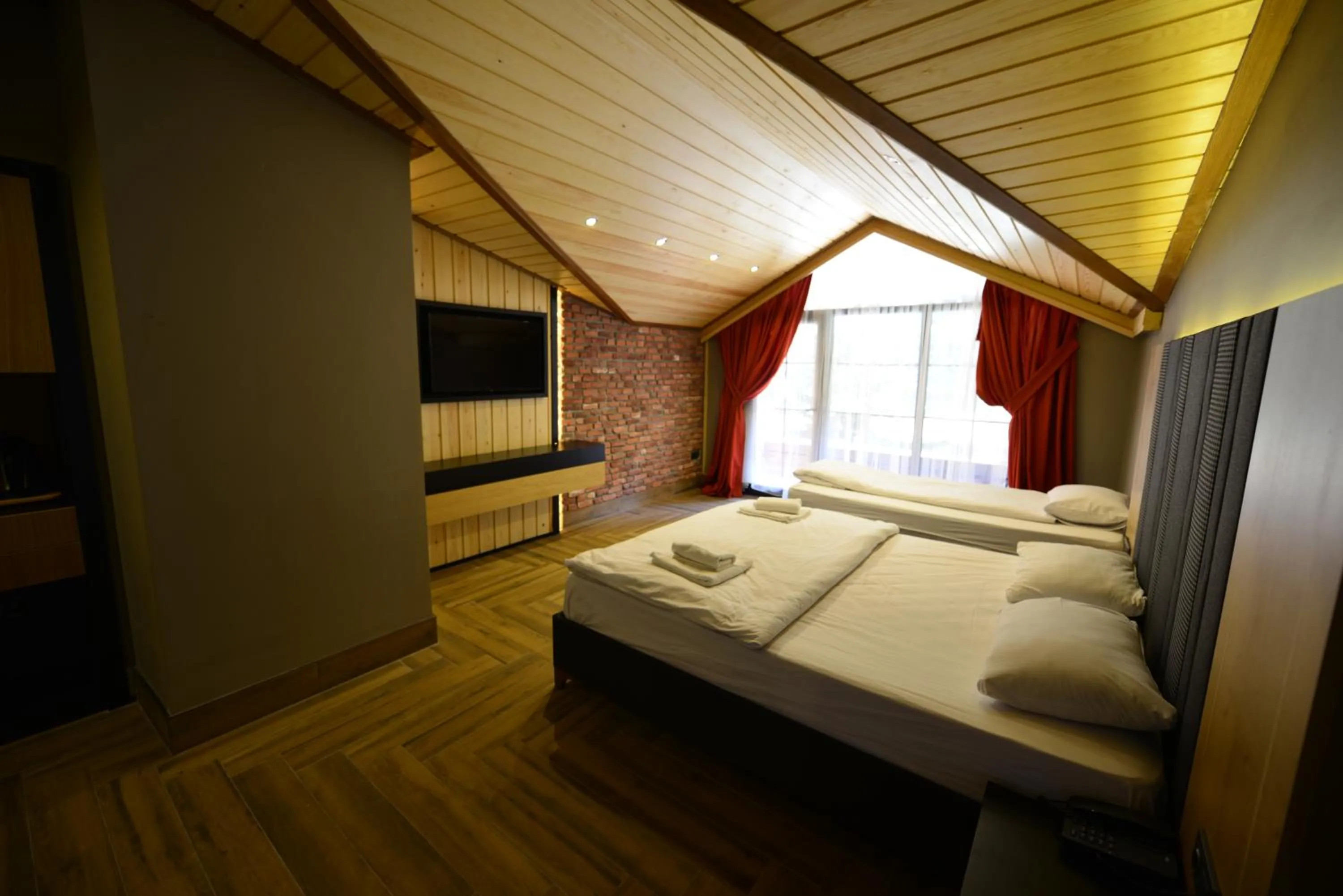 Bed in Inanlar Deluxe Hotel & Bungalow