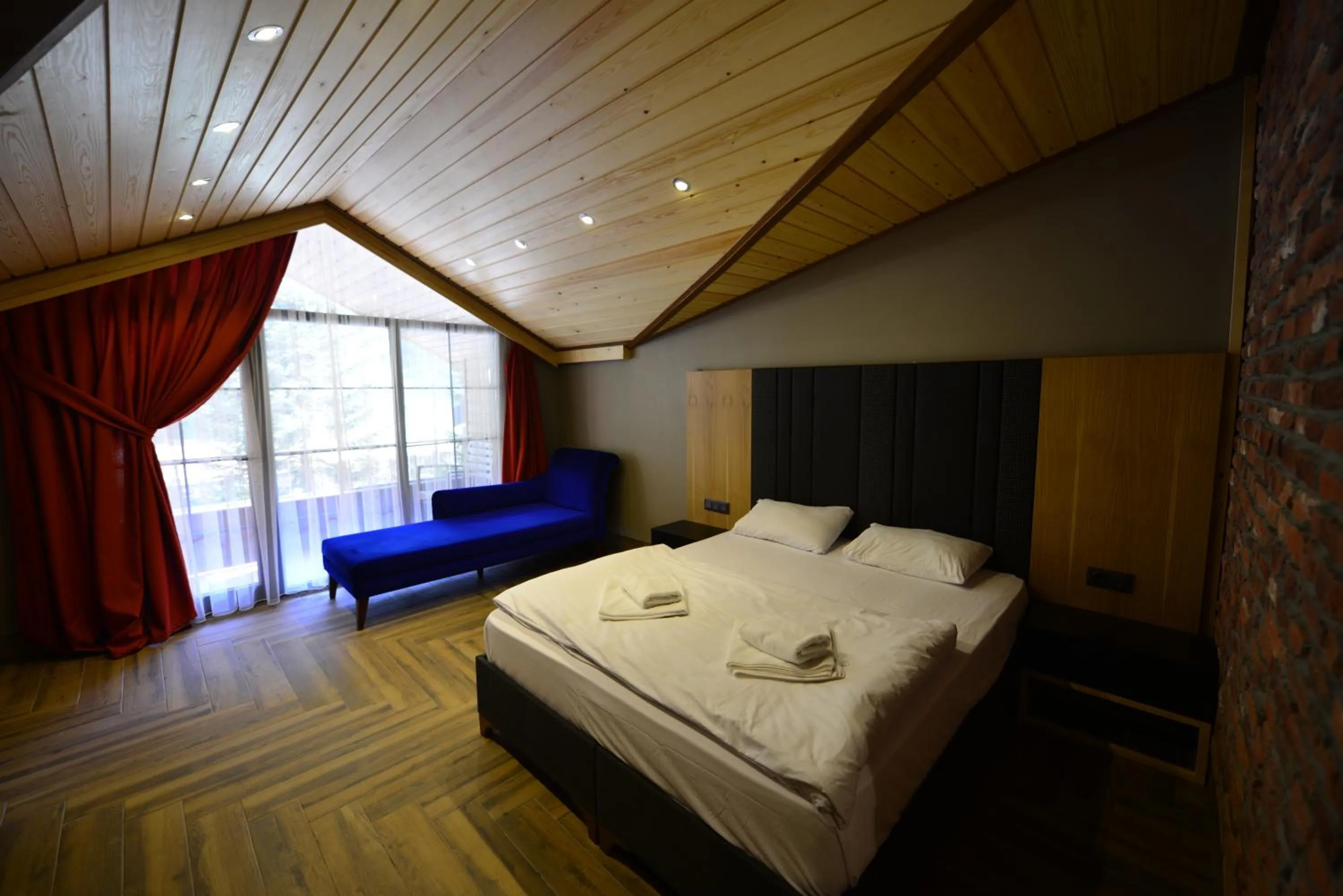 Bed in Inanlar Deluxe Hotel & Bungalow